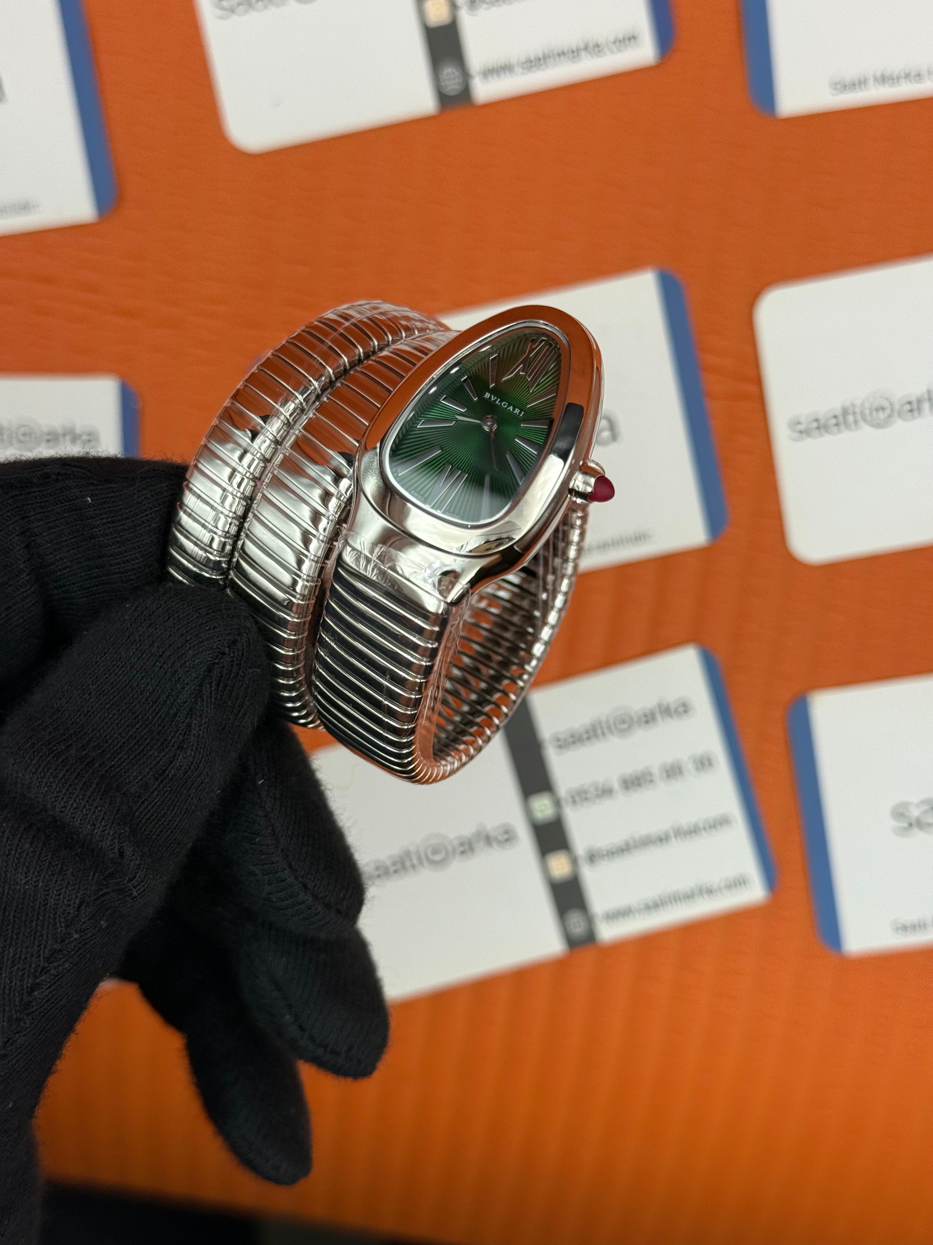 BVLGARİ serpenti çift sarma silver kordon yeşil kadran kadın kol saati
