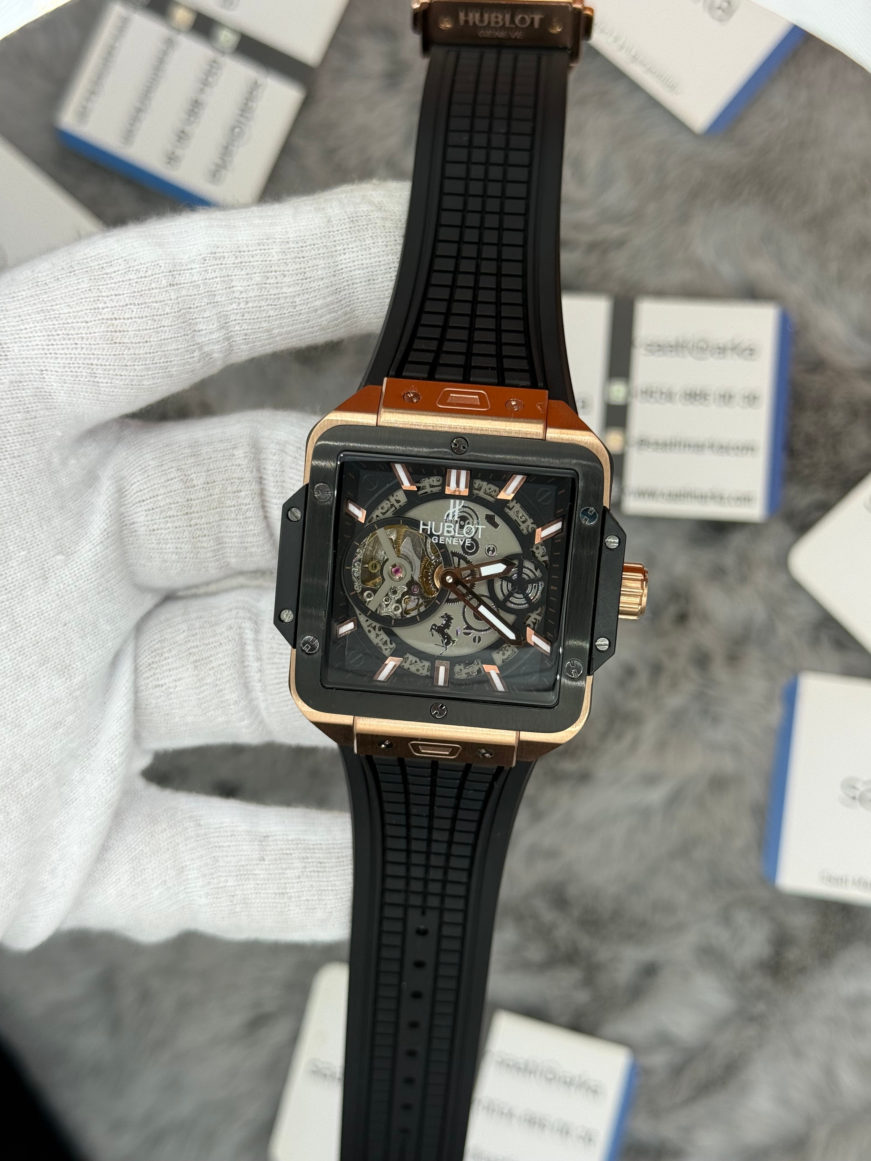 HUBLOT square bang tourbillon 42mm rose kasa siyah bezel siyah kauçuk kordon erkek kol saati