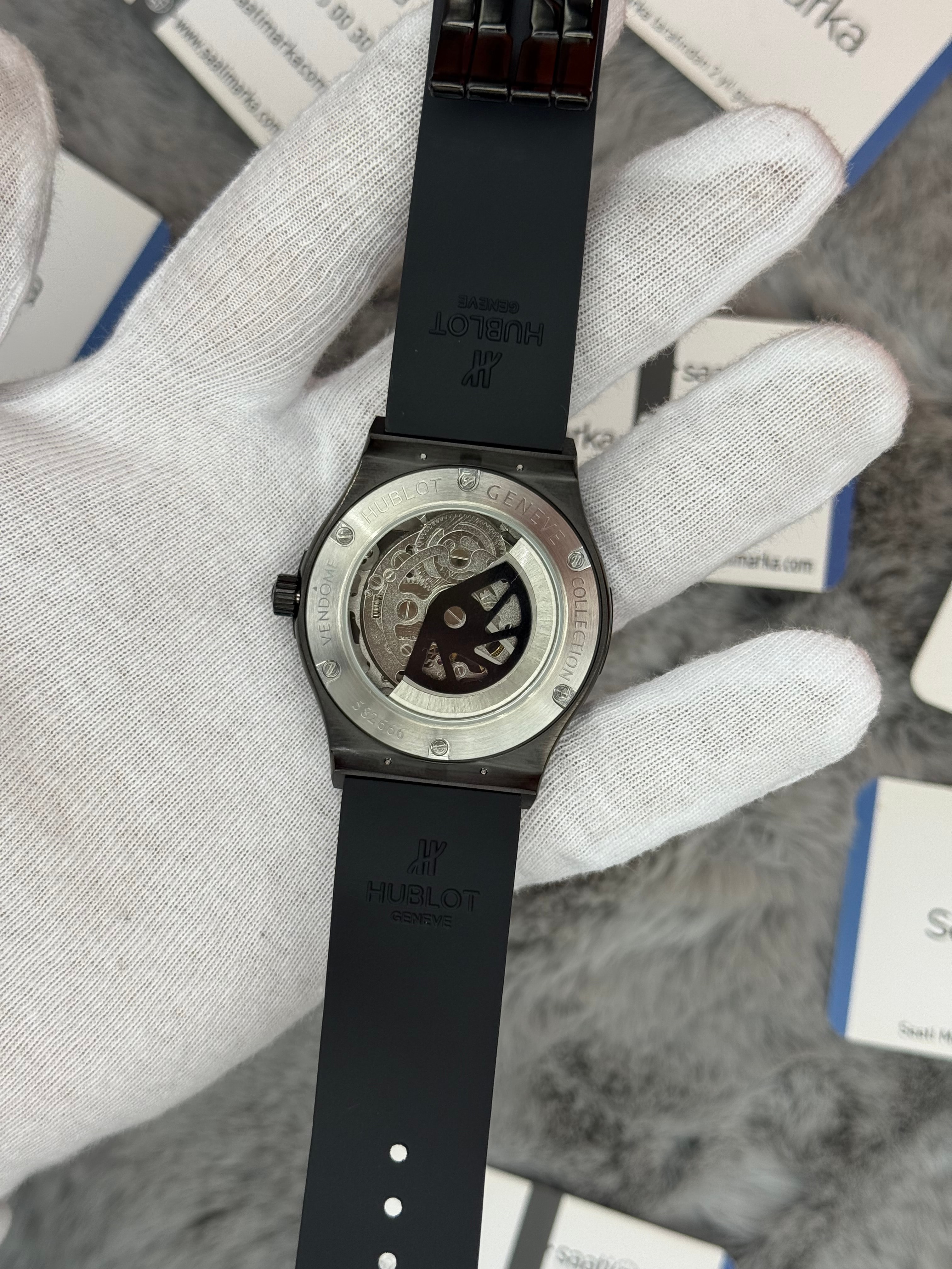 HUBLOT big bang tourbillon 41mm siyah kasa siyah kauçuk kordon erkek kol saati