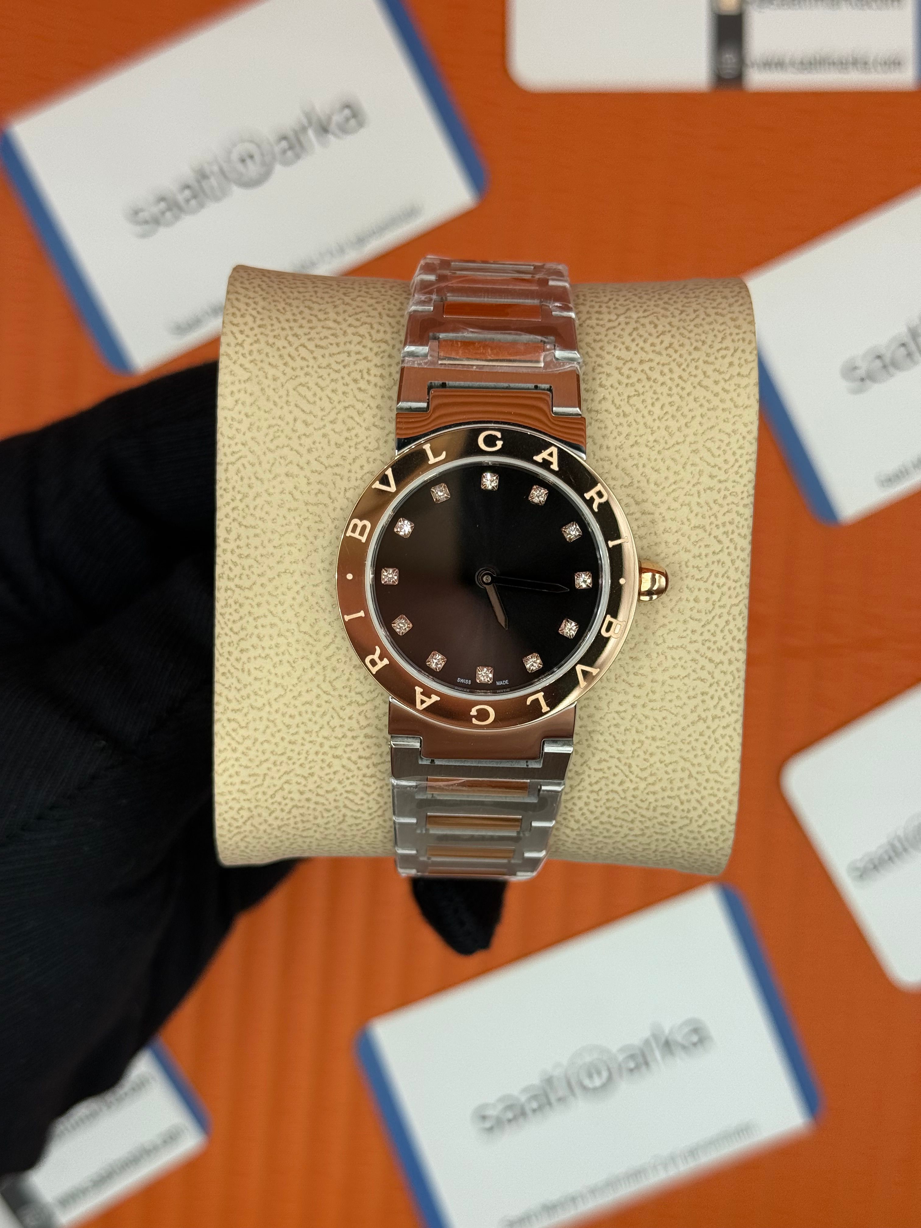 BVLGARI siyah kadran rose bezel silver kasa kordon kadın kol saati