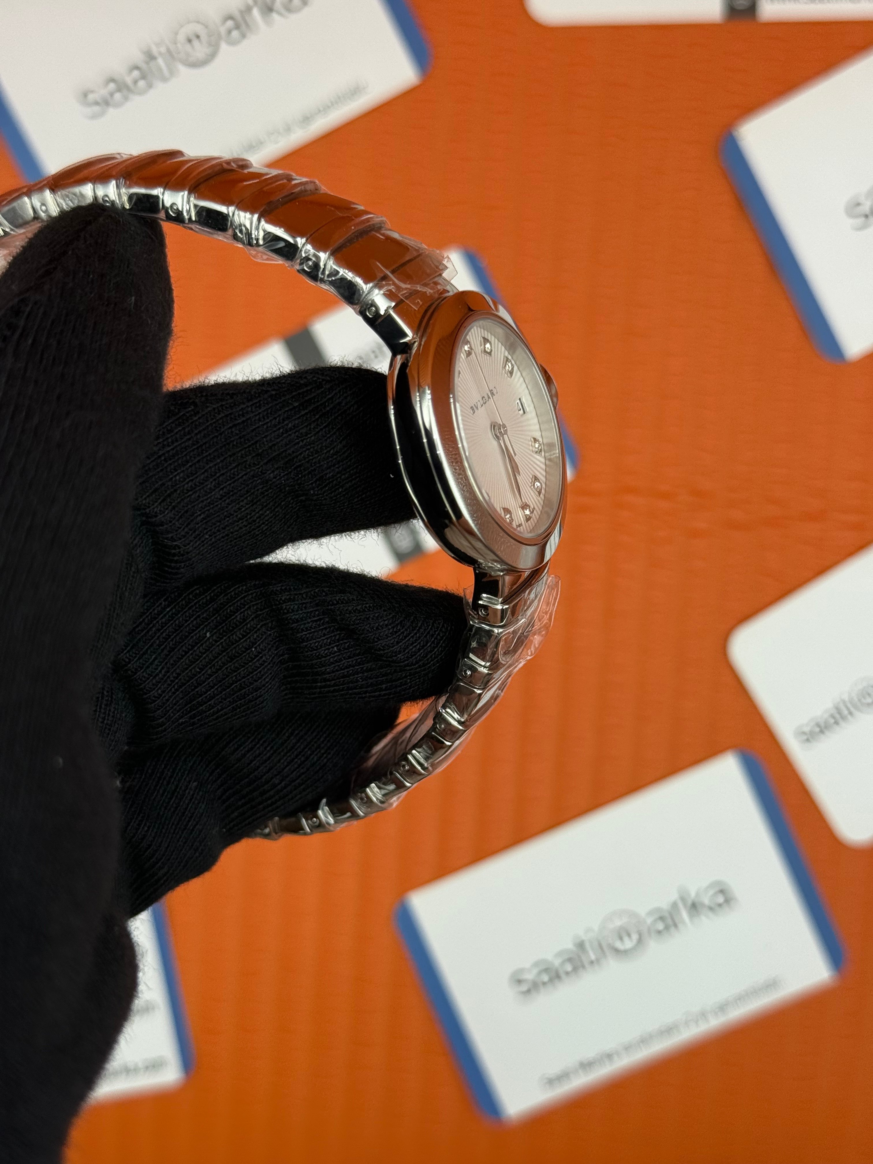 BVLGARI beyaz kadran silver kasa kordon kadın kol saati