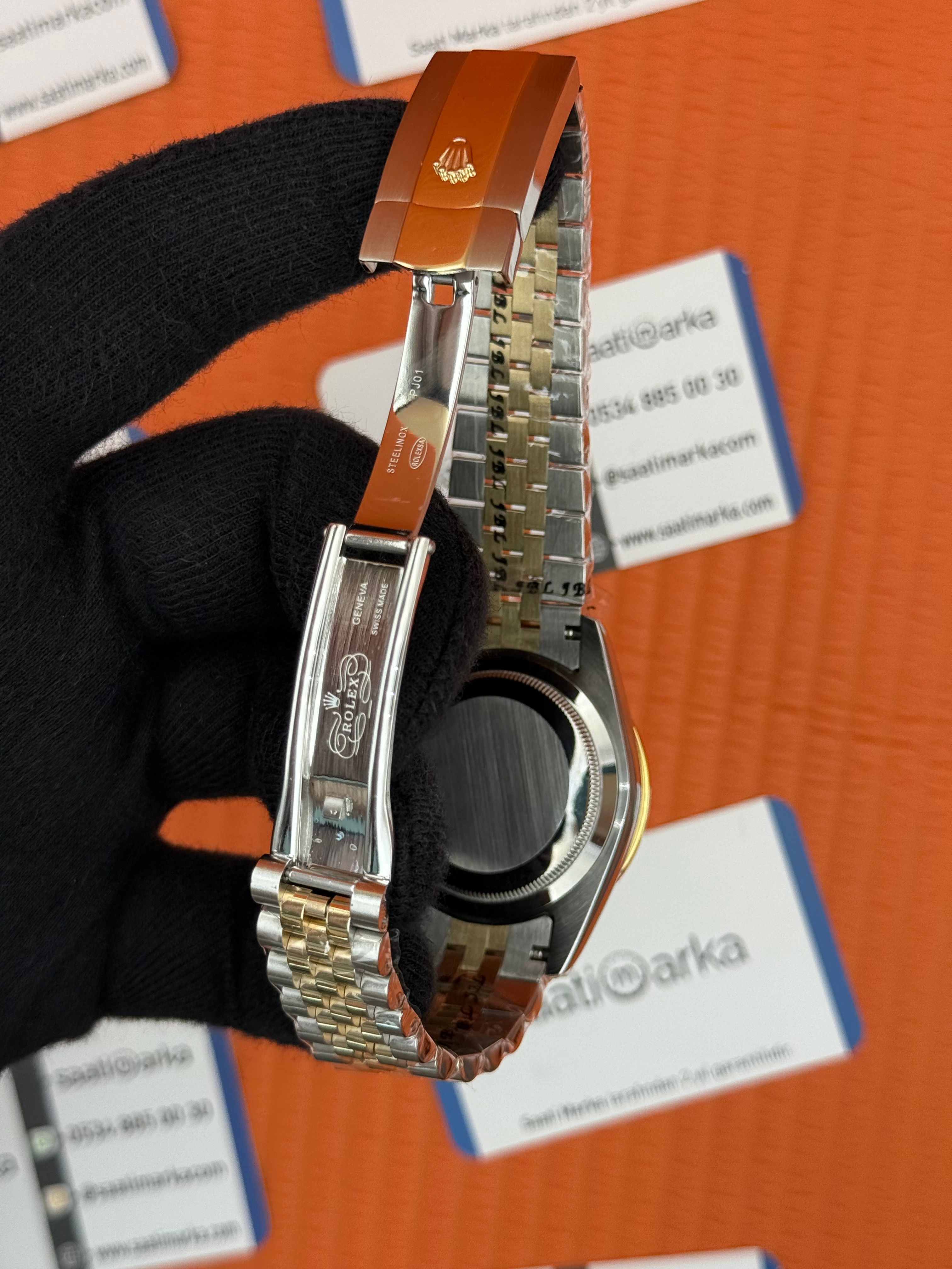 ROLEX Datejust taşlı bezel black dial gold-silver jubilee kordon