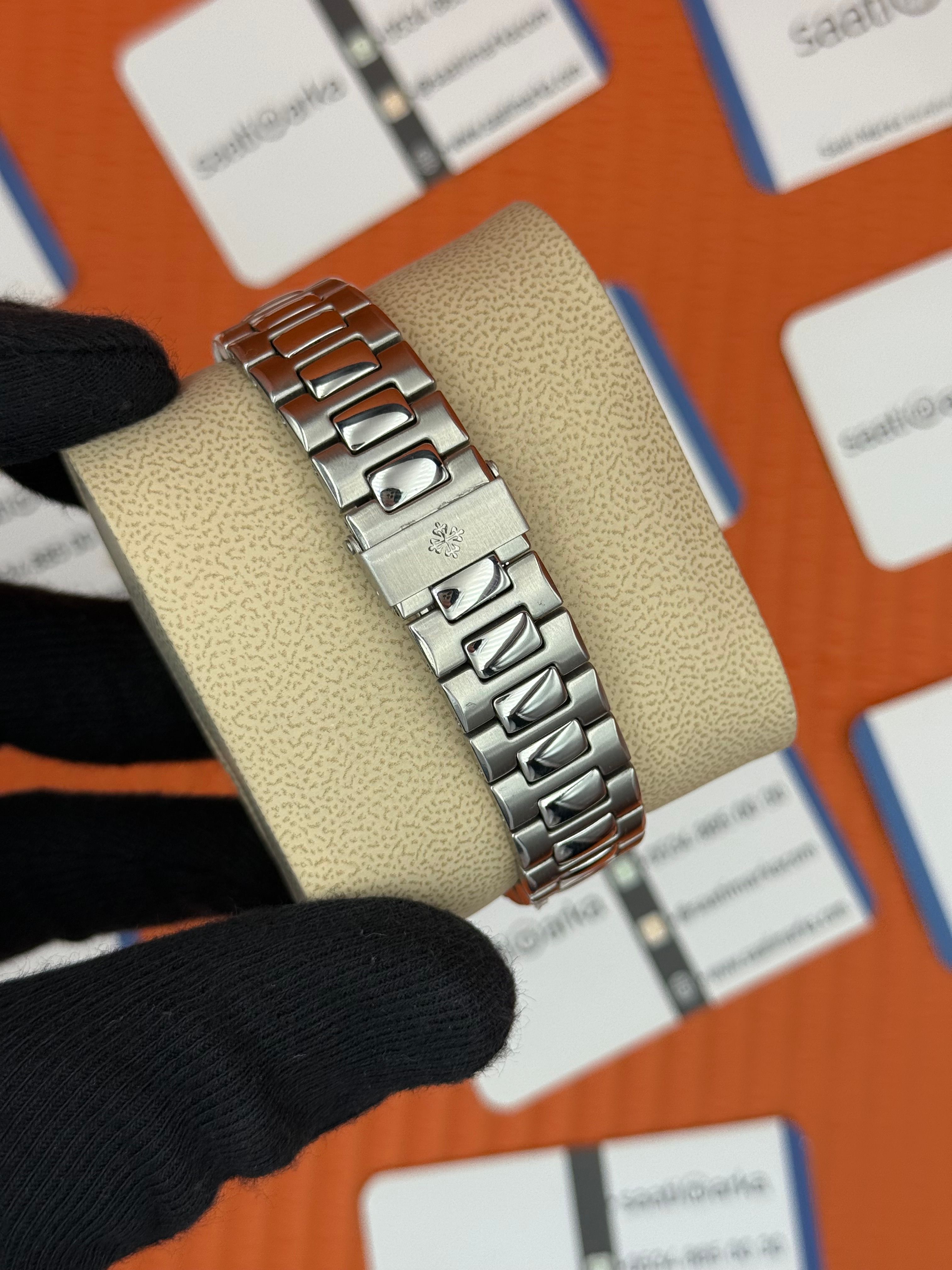 PATEK PHILIPPE NAUTİLUS TİFANYY DİAL SİLVER KASA-KORDON
