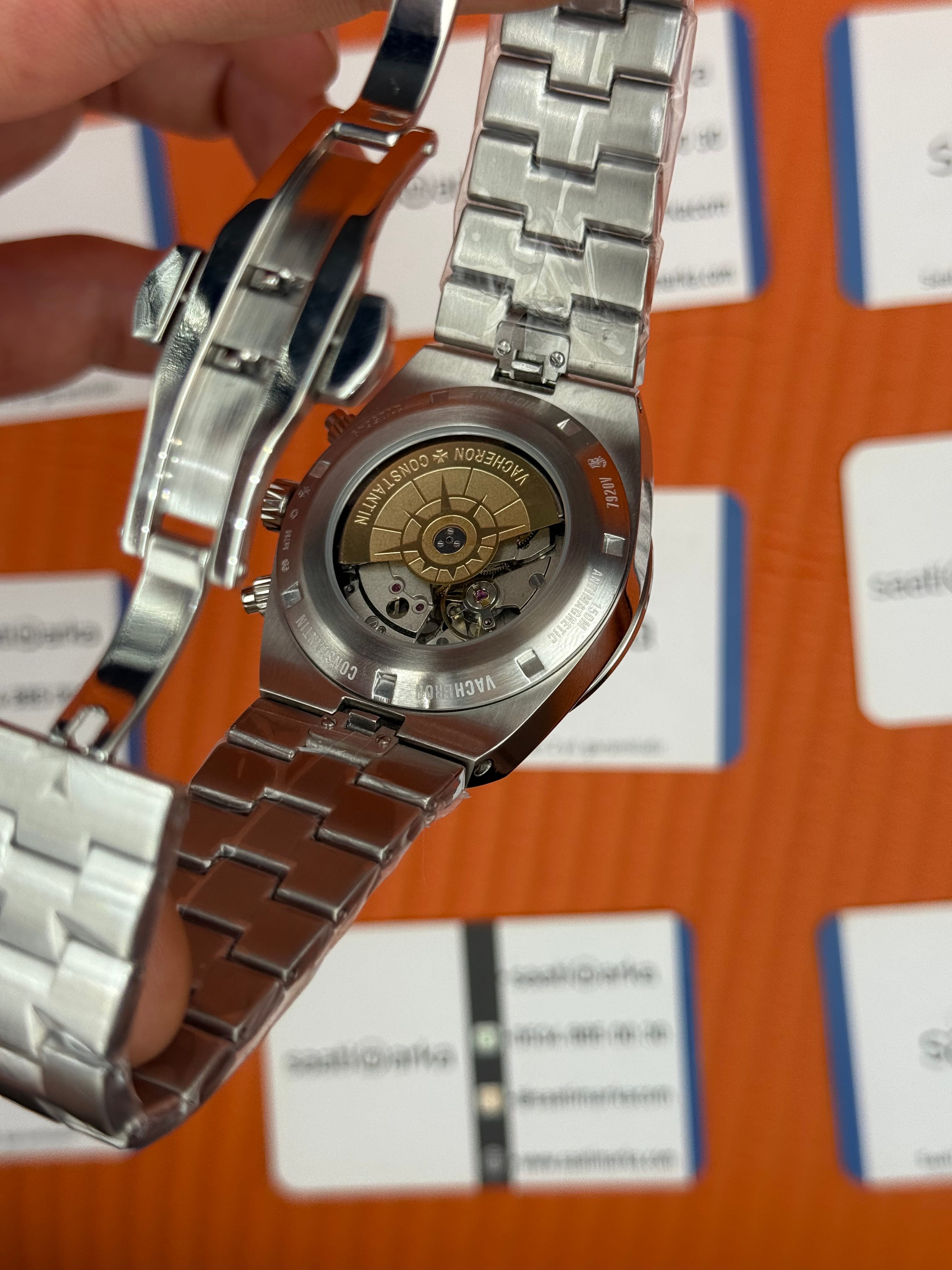 VACHERON CONSTANTIN overseas chronograph beyaz kadran silver kasa kordon erkek kol saati