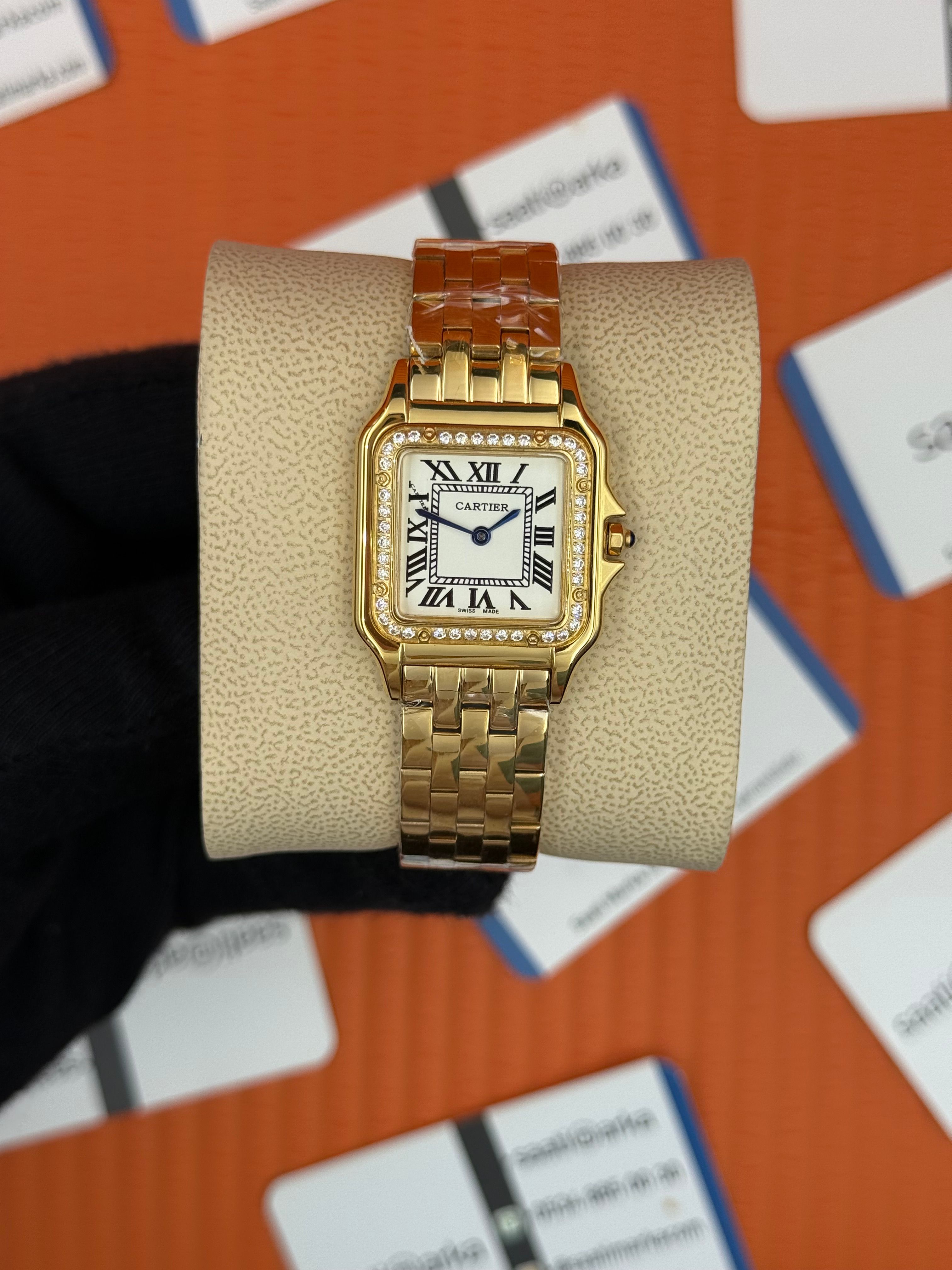 CARTIER Panthere 27mm taşlı bezel gold kasa-kordon