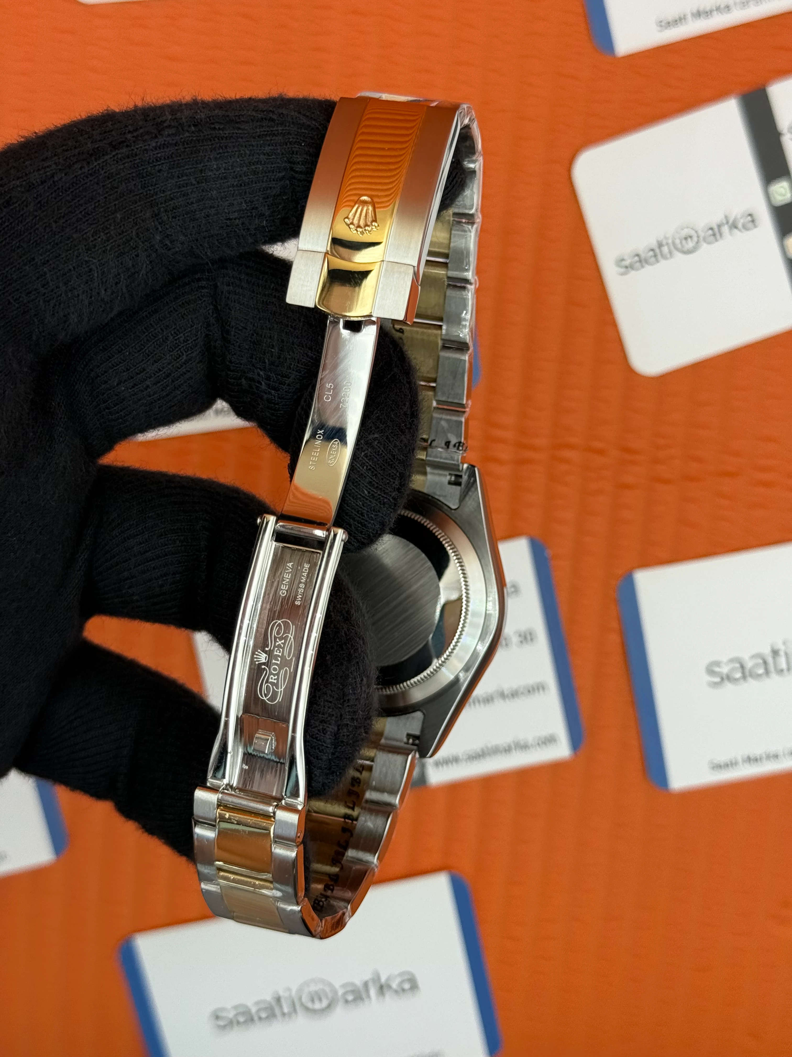 ROLEX Datejust green dial gold-silver oyster kordon