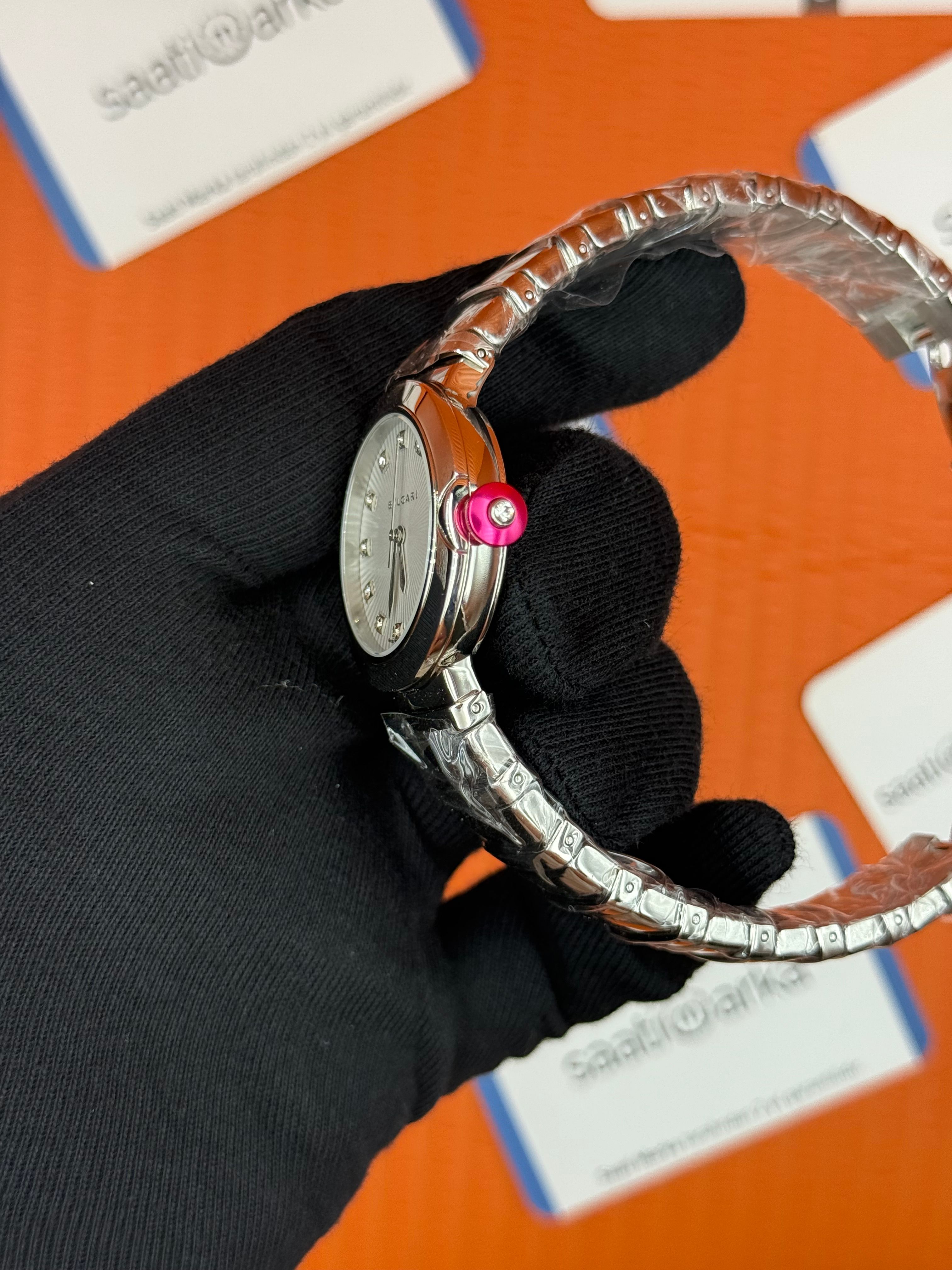 BVLGARI beyaz kadran silver kasa kordon kadın kol saati
