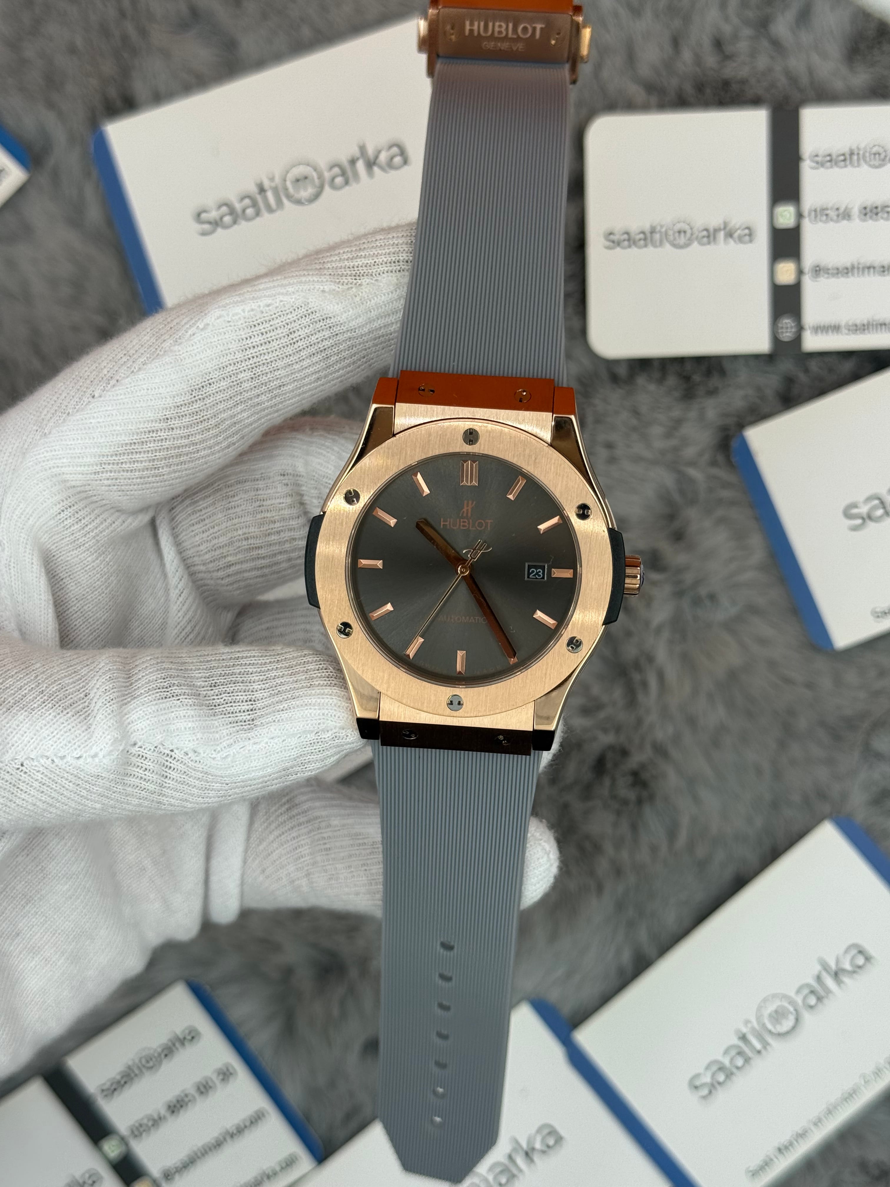 HUBLOT vendome 41mm rose kasa gri kadran gri kauçuk kordon erkek kol saati