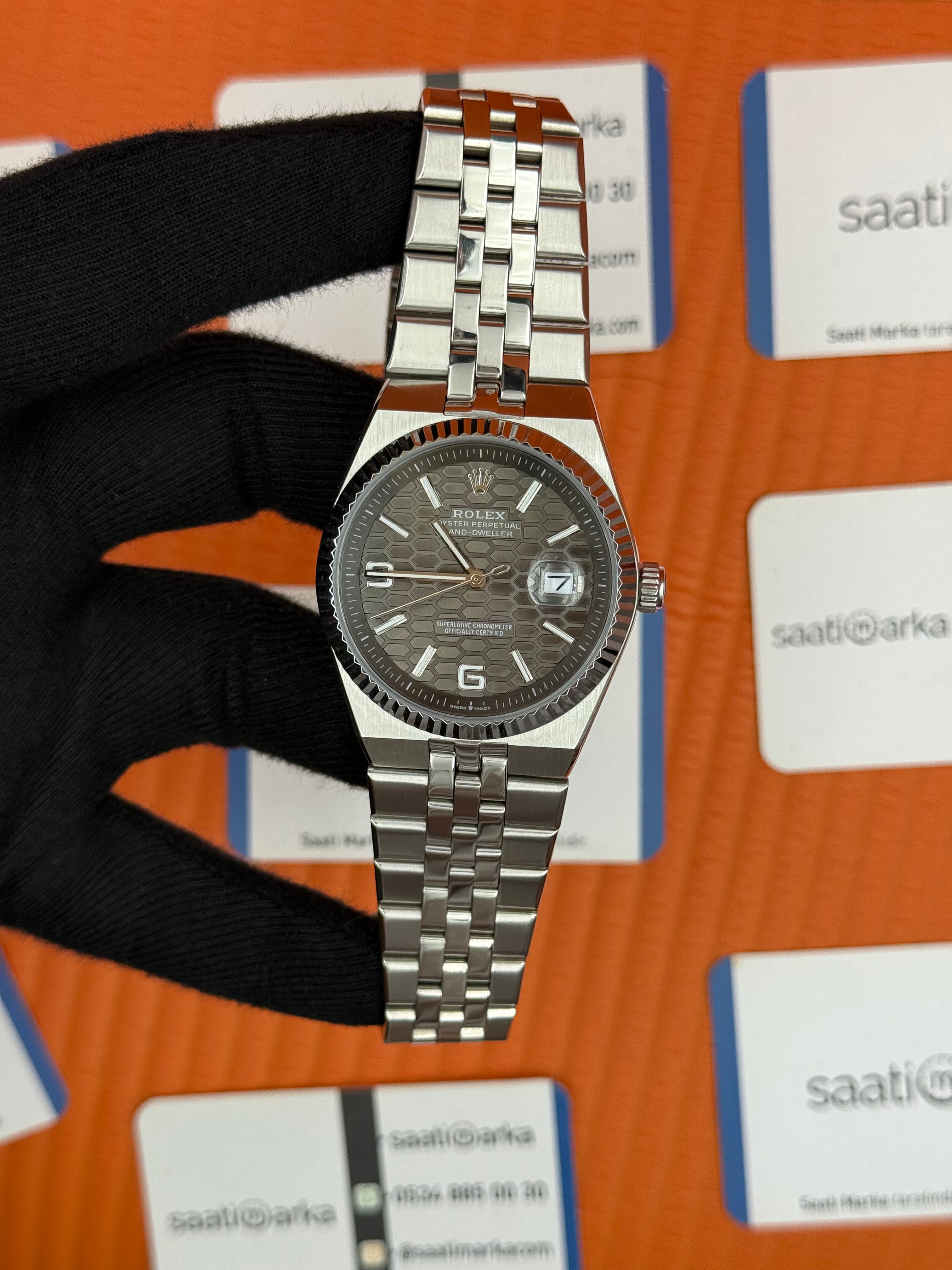 ROLEX land dweller 40mm gri kadran silver kasa kordon oystersteel erkek kol saati