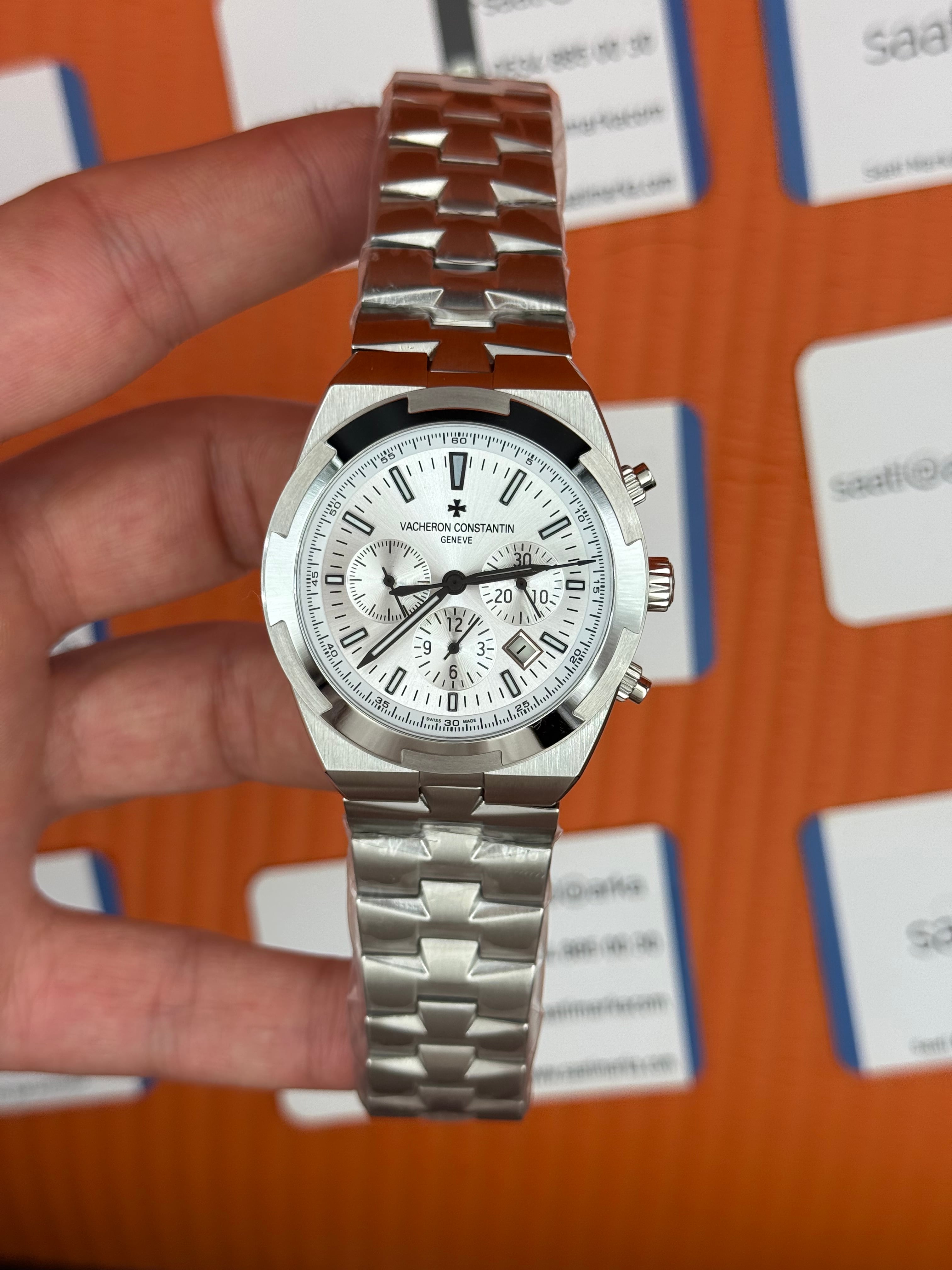 VACHERON CONSTANTIN overseas chronograph beyaz kadran silver kasa kordon erkek kol saati