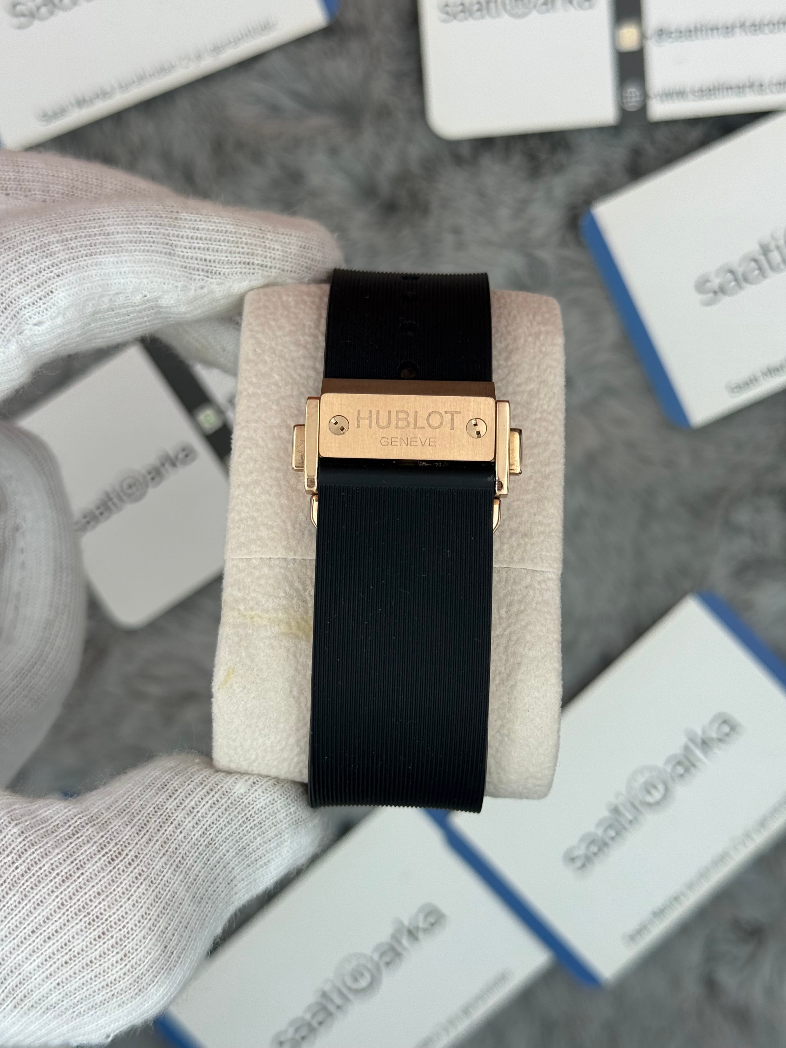 HUBLOT vendome 41mm rose kasa siyah kadran siyah kauçuk kordon erkek kol saati