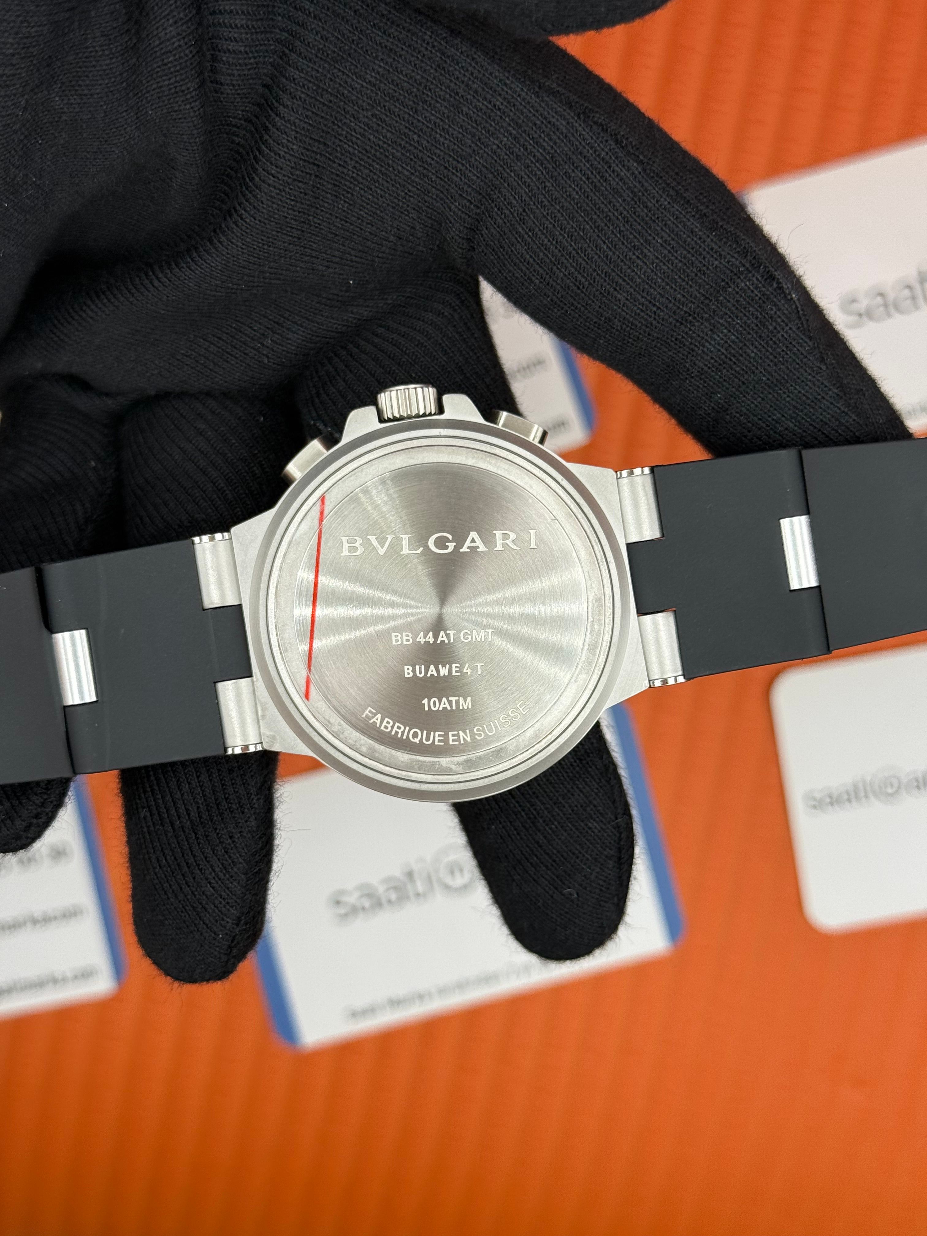BVLGARI Titanium siyah kadran silver kasa siyah kauçuk kordon