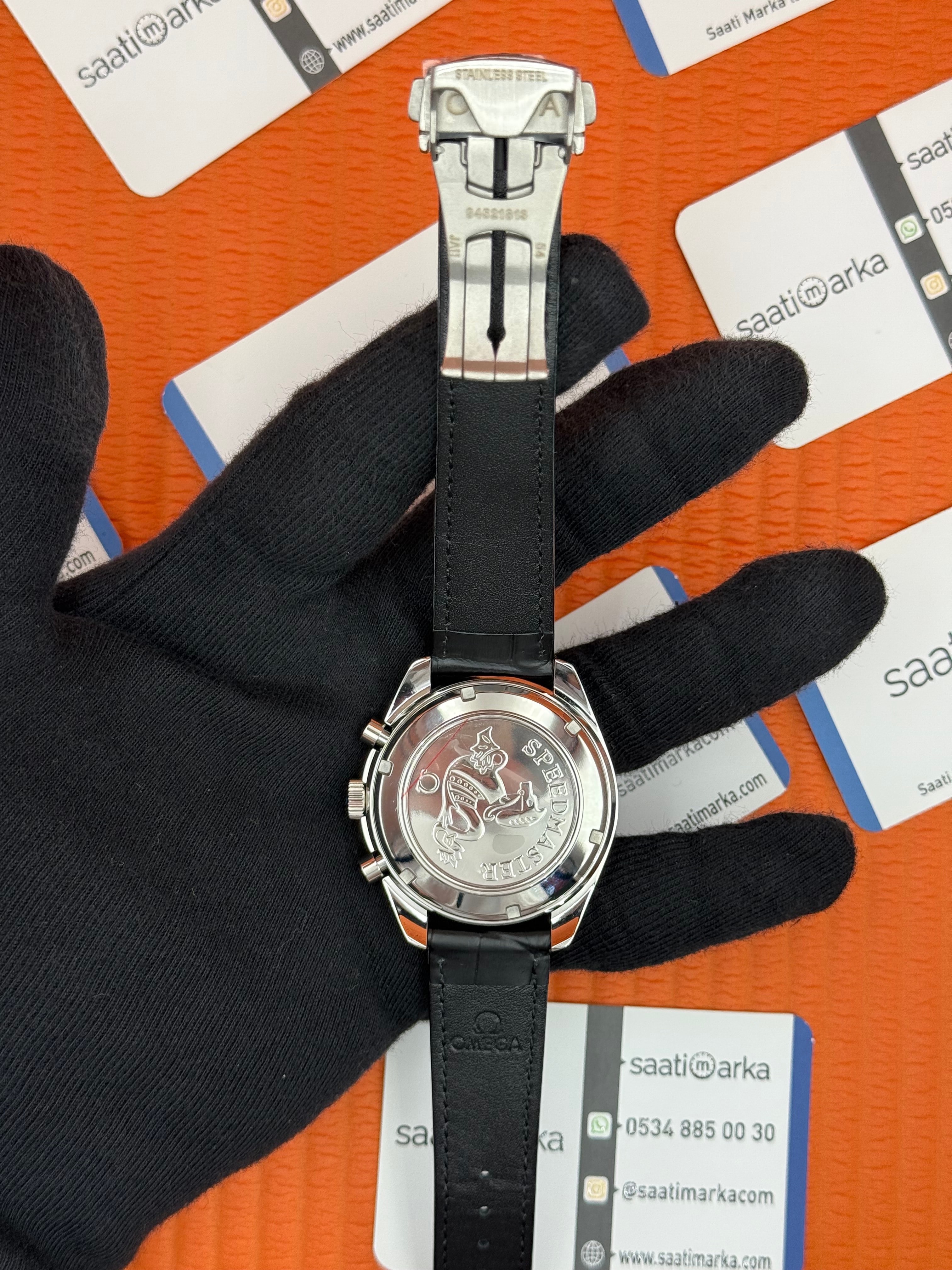 OMEGA SPEEDMASTER  SİYAH DERİ KORDON ÇELİK KASA SİYAH BEZEL