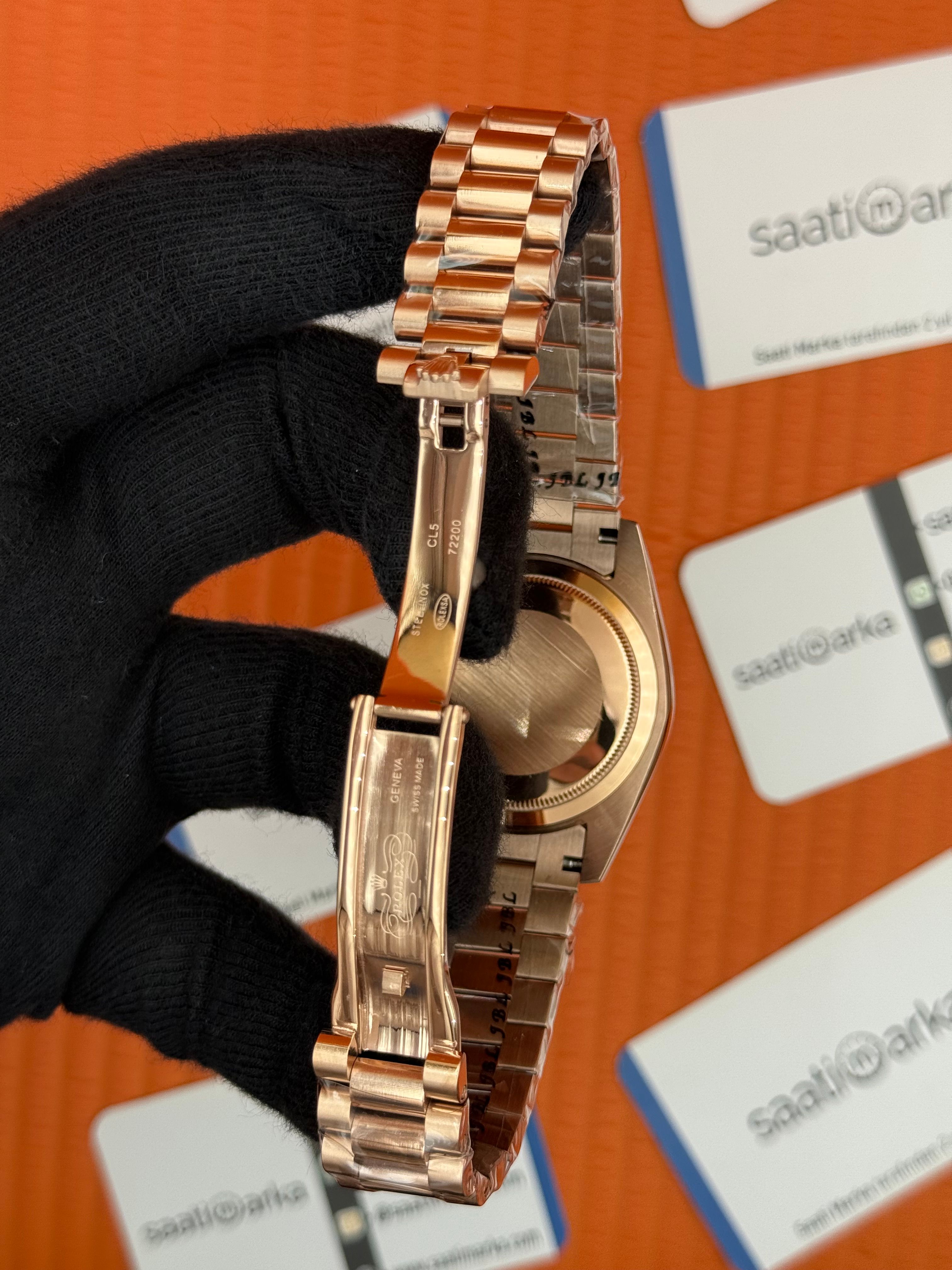 ROLEX Day Date roma rakamlı chocolate kadran rose kasa-kordon oyster