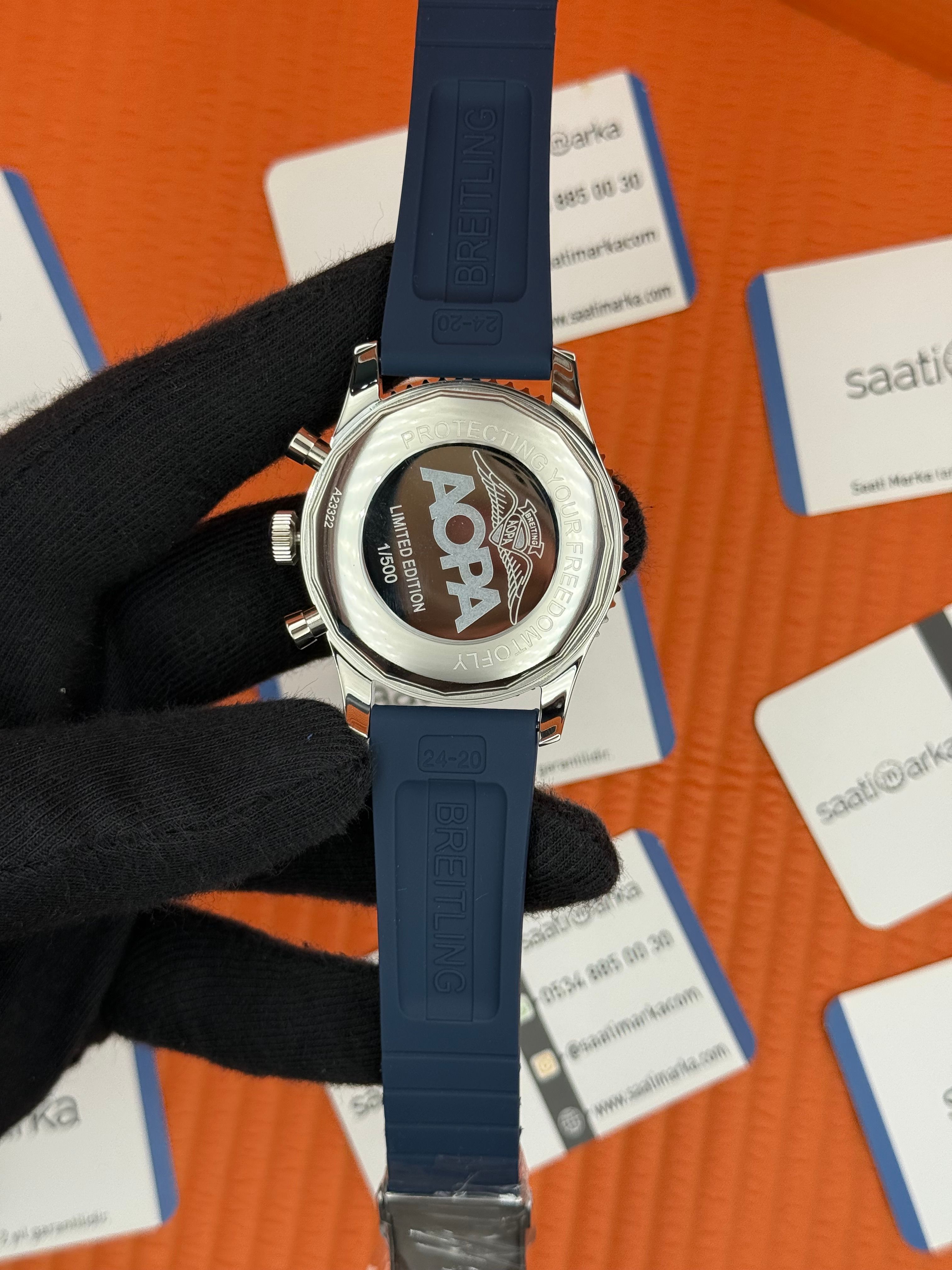 BREITLING Navitimer lacivert kauçuk kordon lacivert kadran çelik kasa