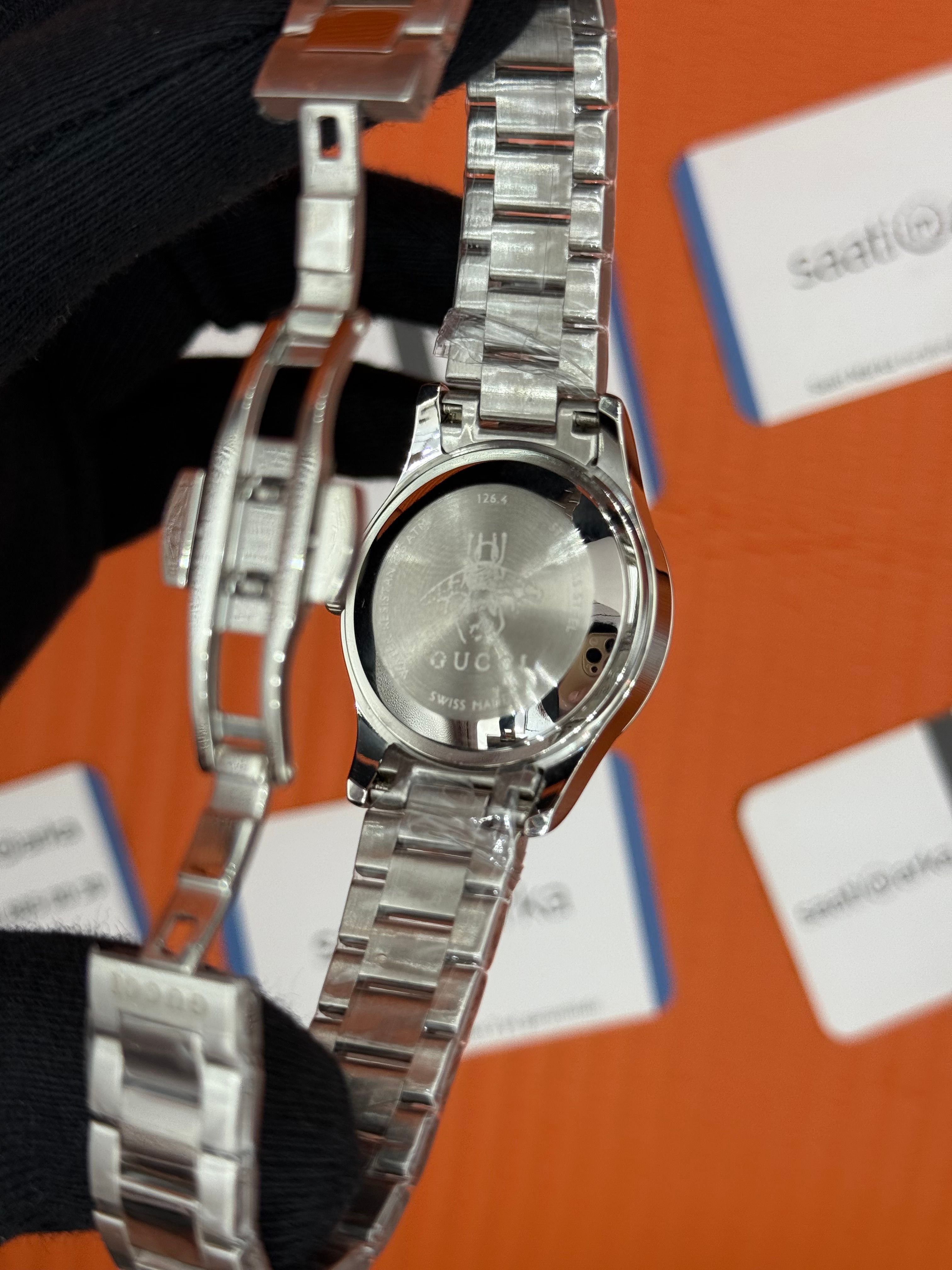 GUCCI YA126283 siyah kadran silver kasa kordon kadın kol saati