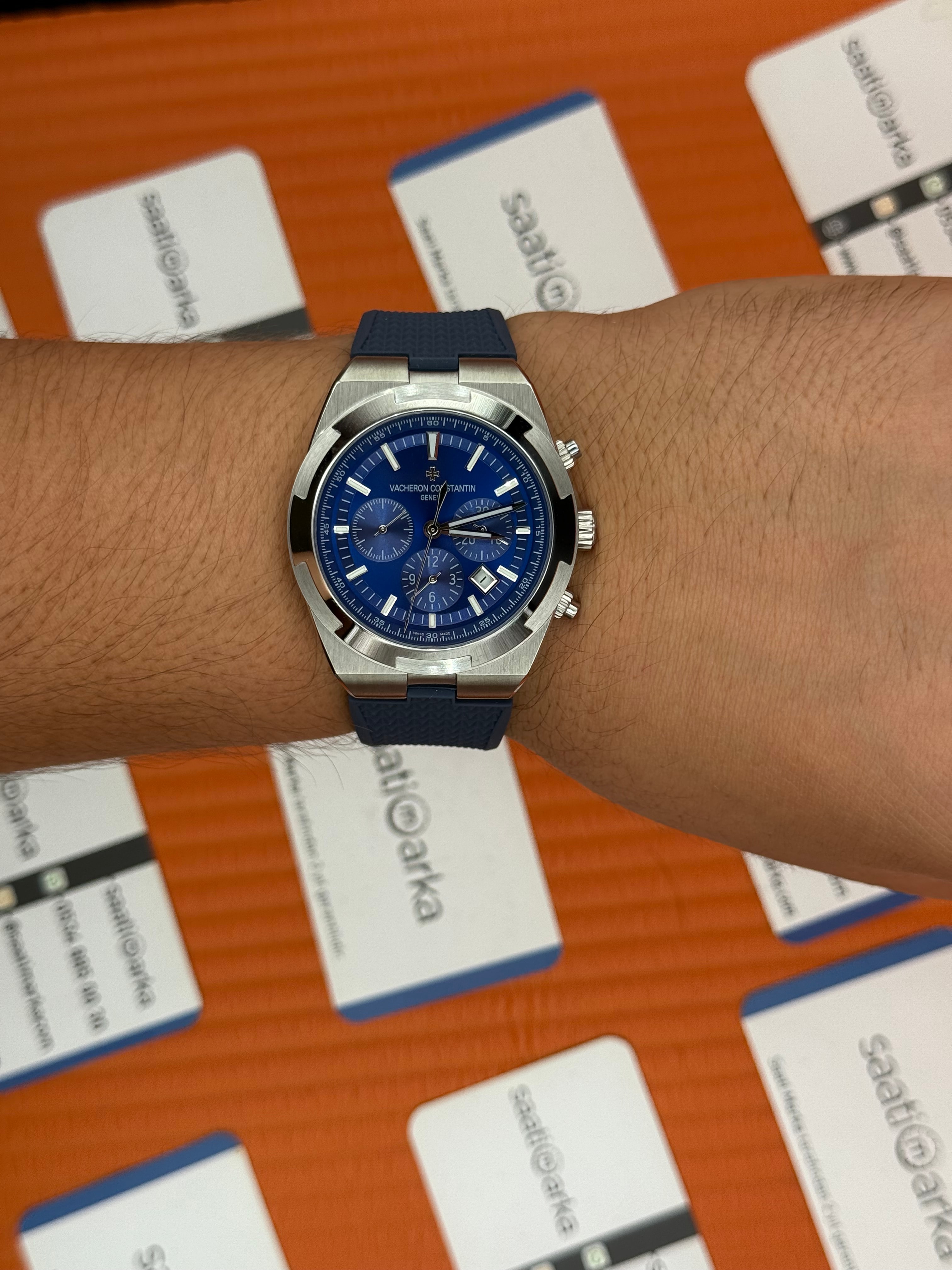 VACHERON CONSTANTIN overseas chronograph mavi kadran silver kasa mavi kauçuk kordon erkek kol saati