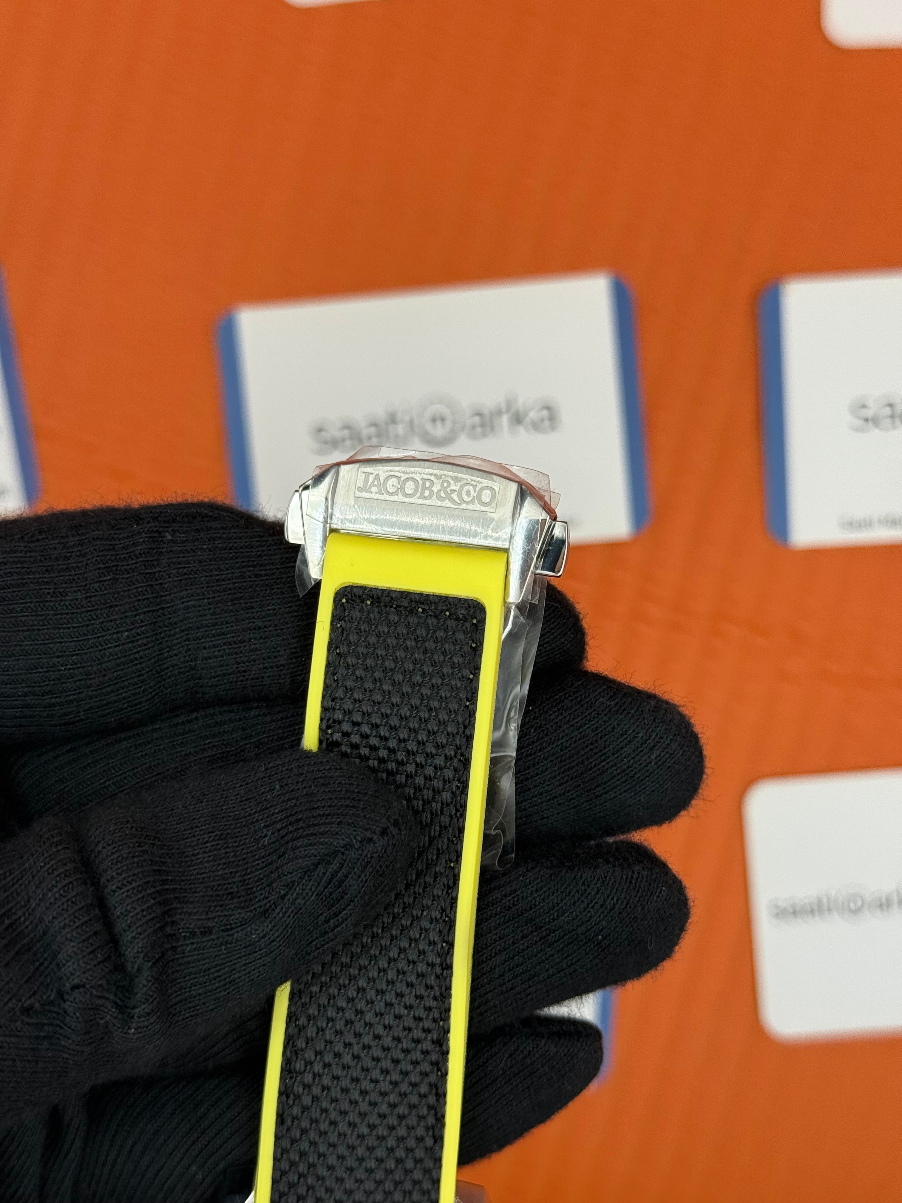 JACOB&CO siyah turbillon kadran sarı siyah kauçuk kordon silver kasa 