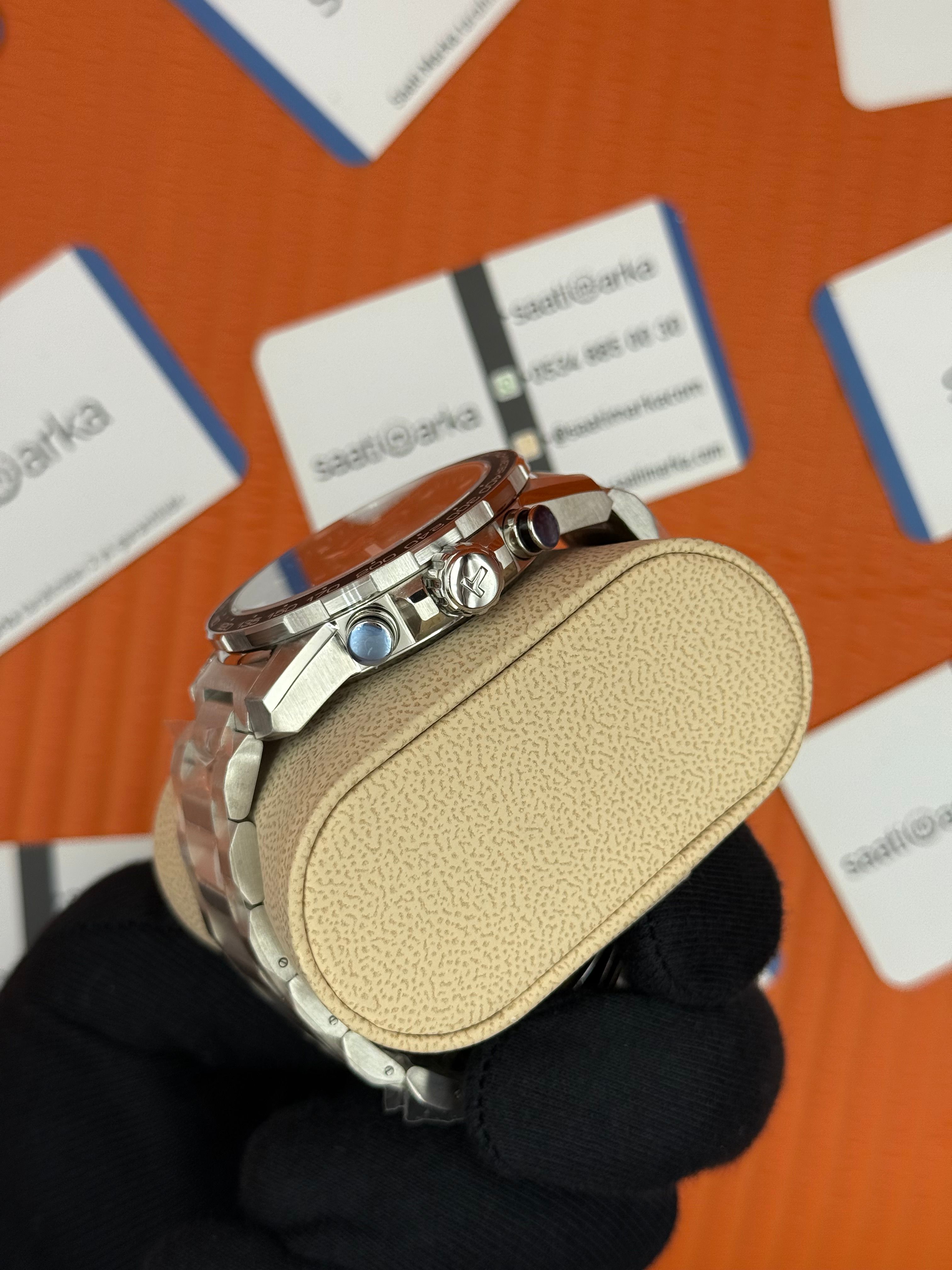 TISSOT siyah kadran silver kasa kordon erkek kol saati