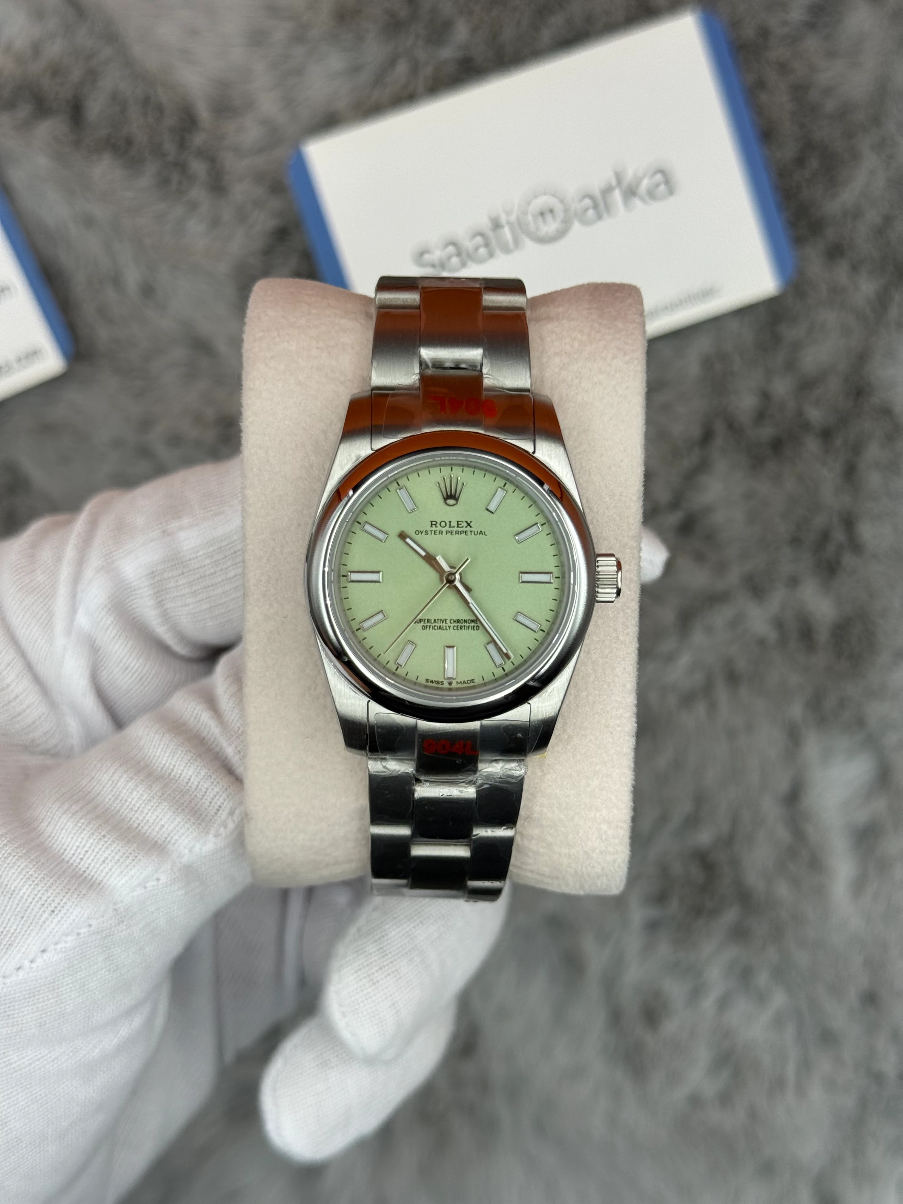 ROLEX PERPETUAL 31MM FISTIK YEŞİLİ KADRAN SİLVER KASA KORDON OYSTER