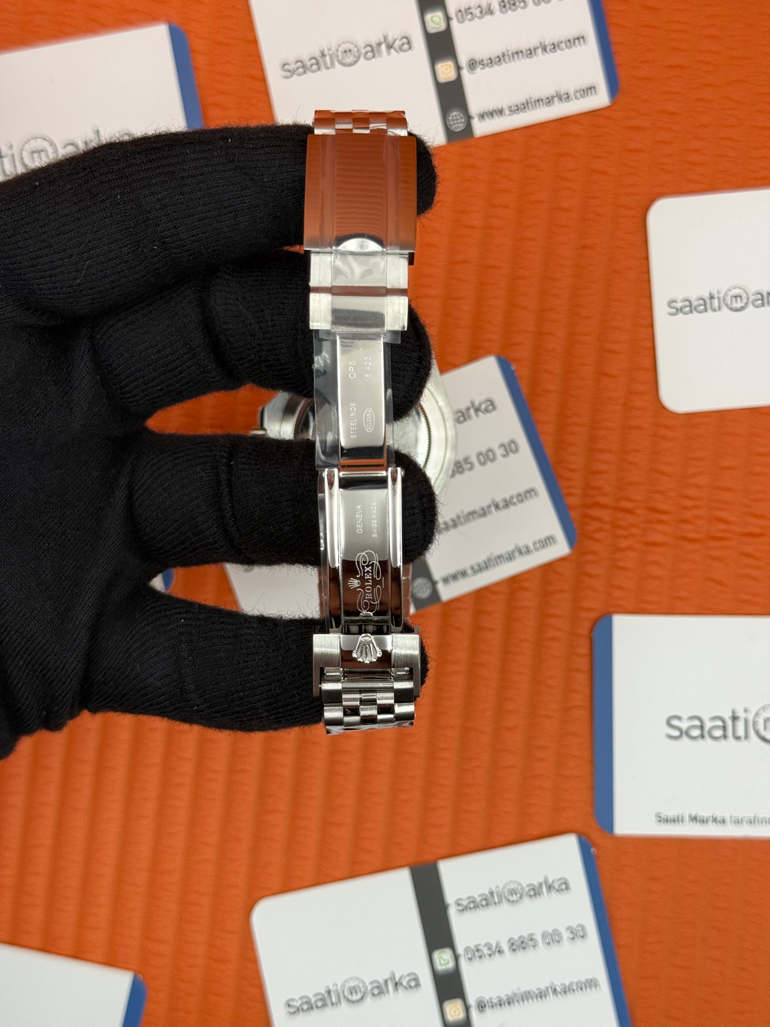 ROLEX Submariner hulk jubille silver kordon