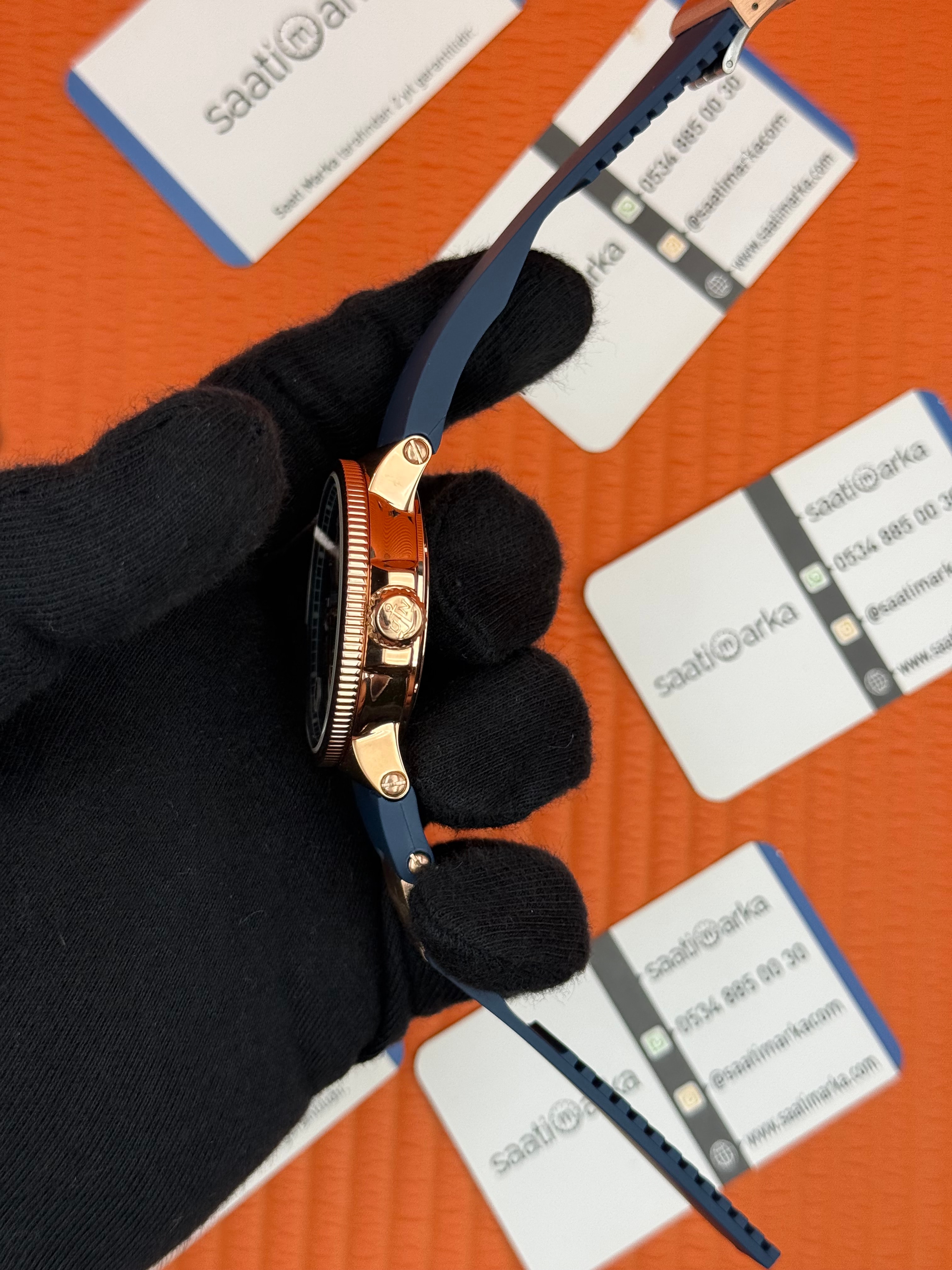 ULYSSE NARDİN MARİNE CHRONOMETER LACİVERT KAUÇUK KORDON LACİVERT KADRAN ROSE KASA