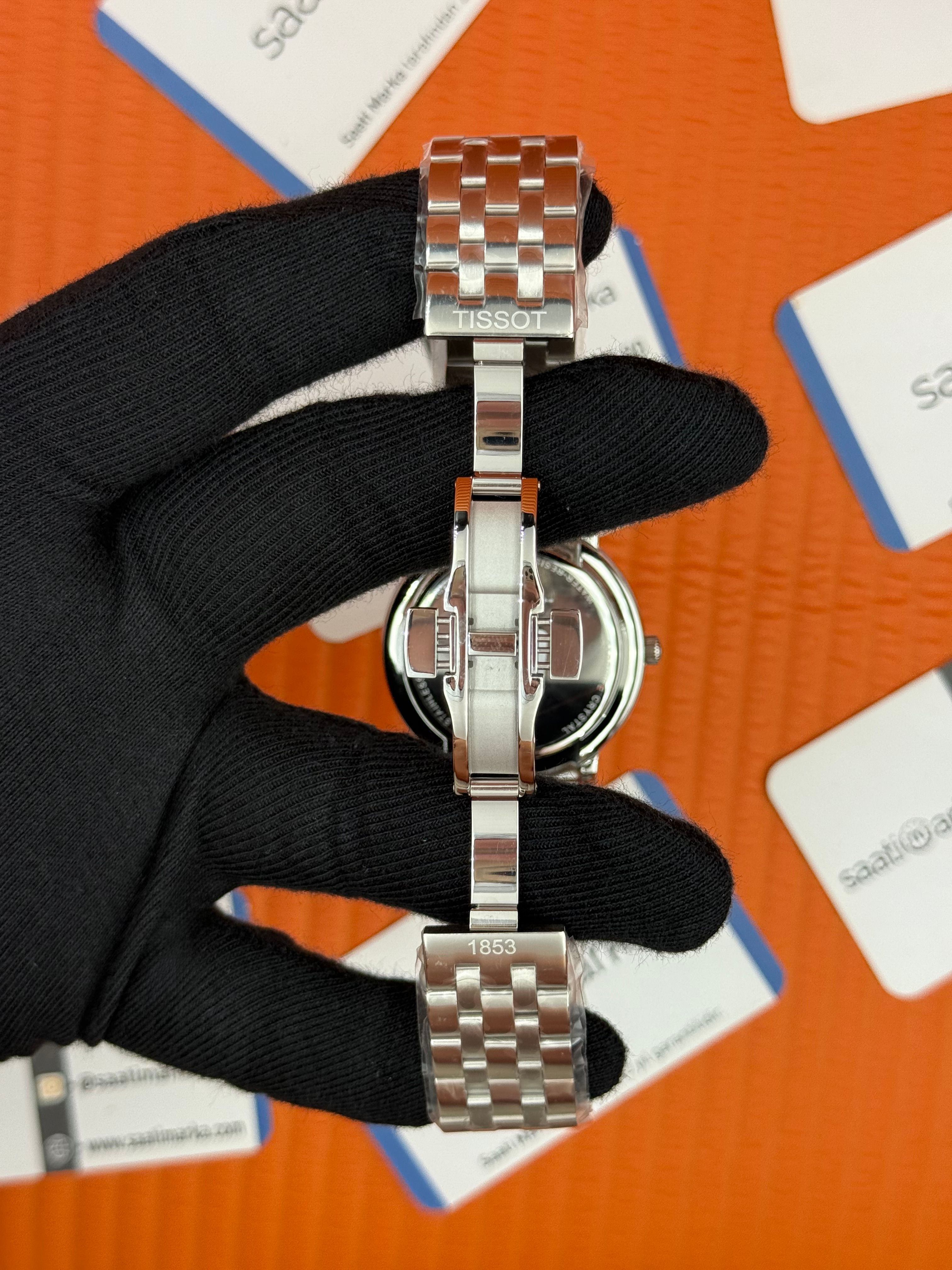 TISSOT carson premium gent moonphase beyaz kadran silver jubile kordon erkek kol saati