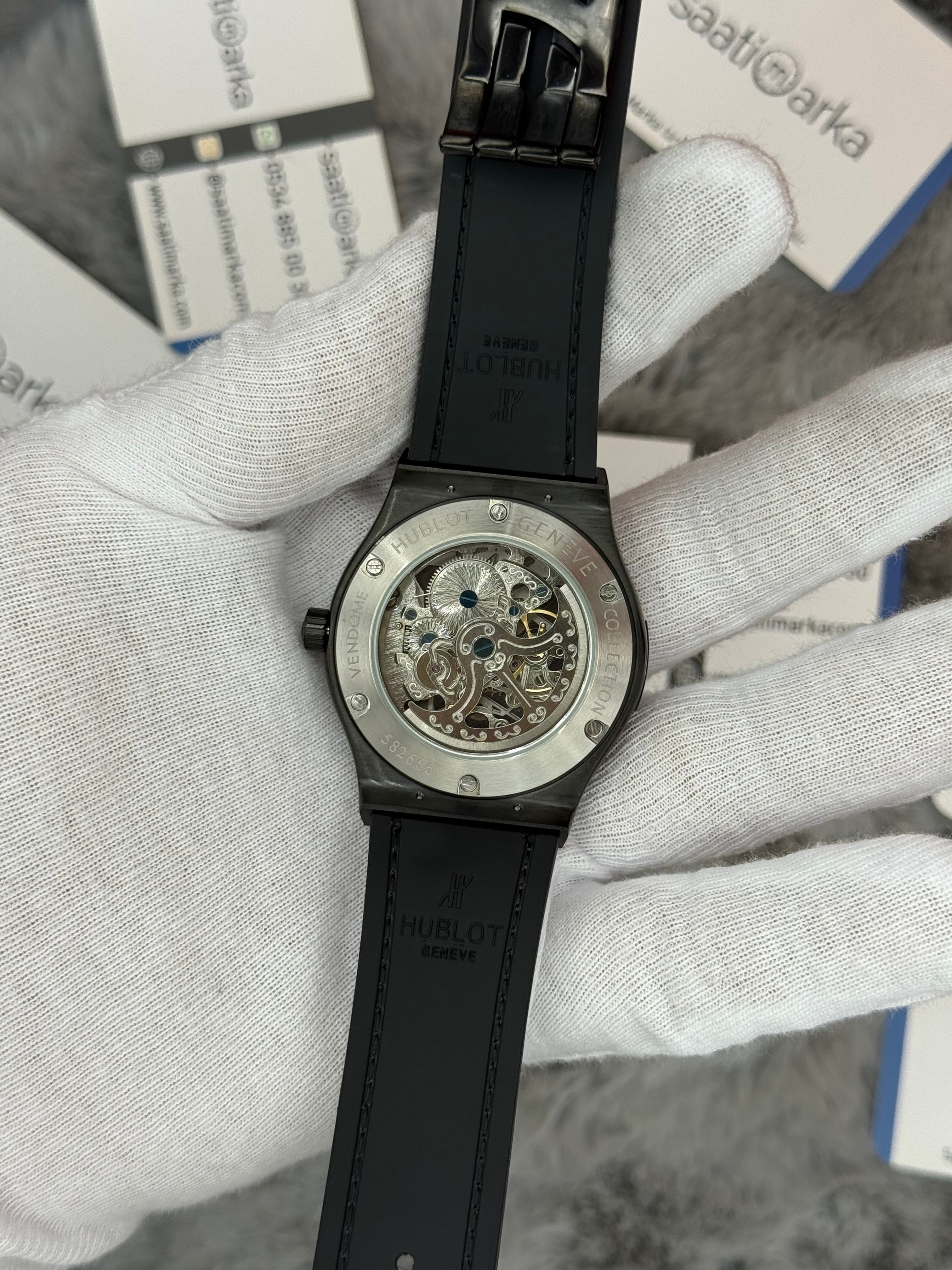 HUBLOT big bang tourbillon 41mm siyah kasa siyah deri kordon erkek kol saati