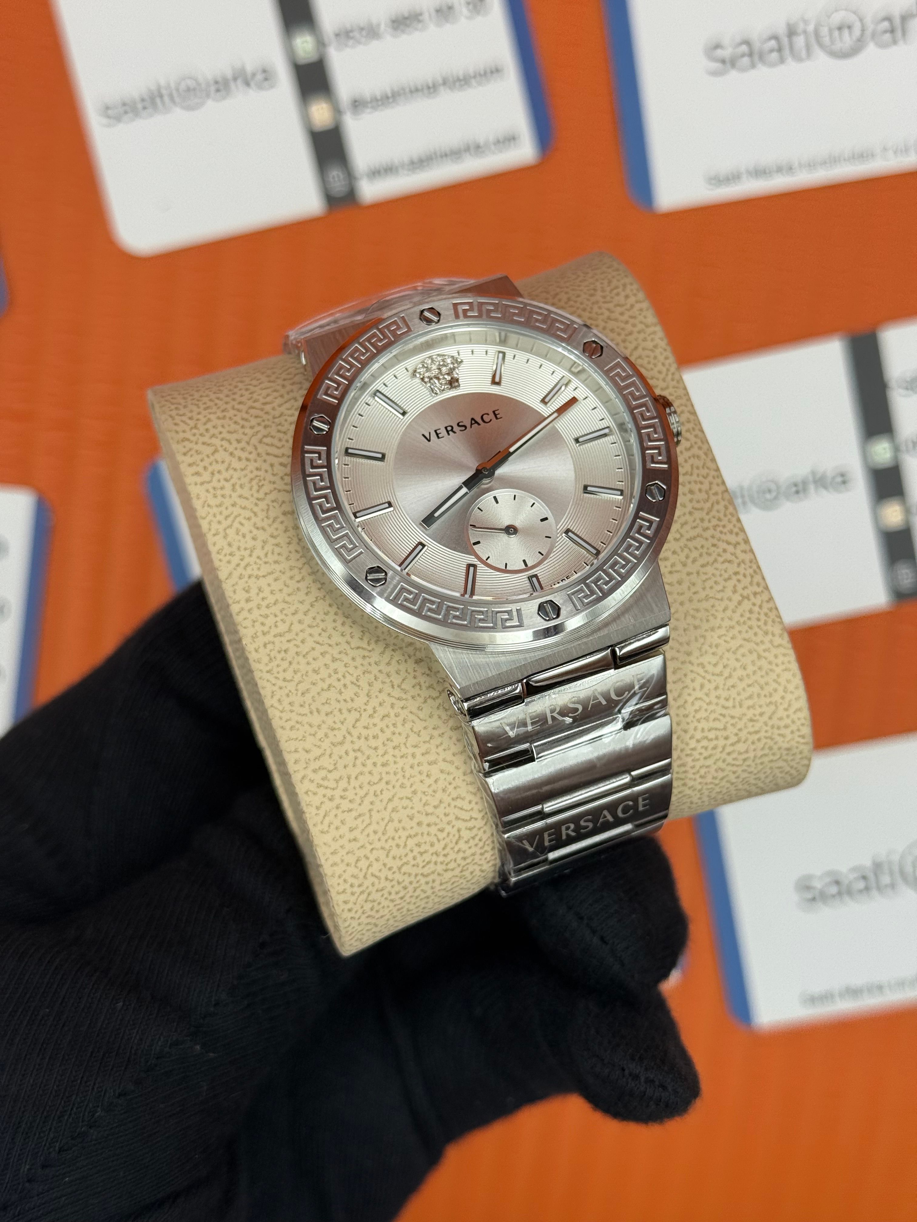VERSACE beyaz kadran silver kasa kordon erkek kol saati