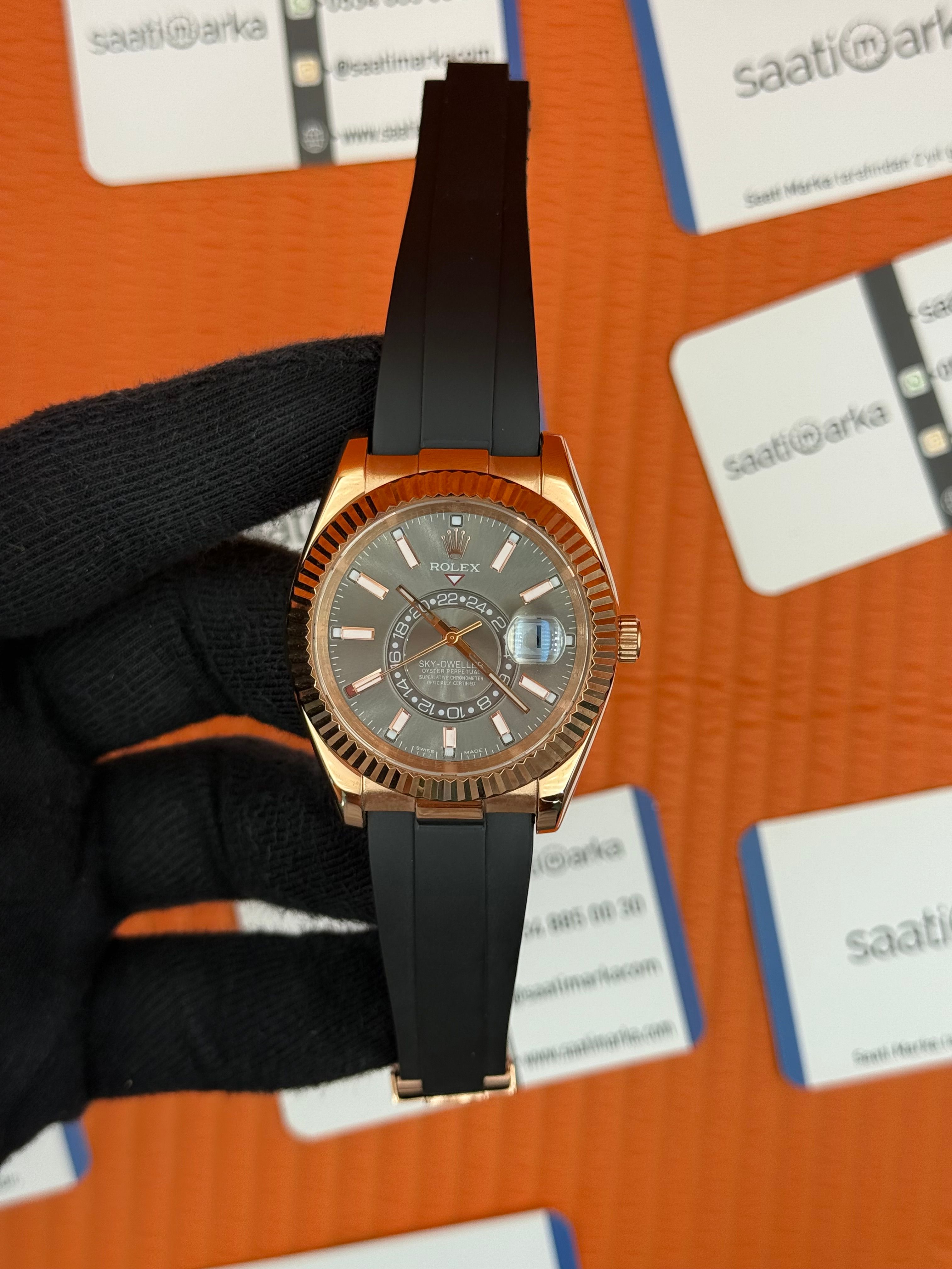 ROLEX Sky Dweller grey dial rose siyah kauçuk kordon
