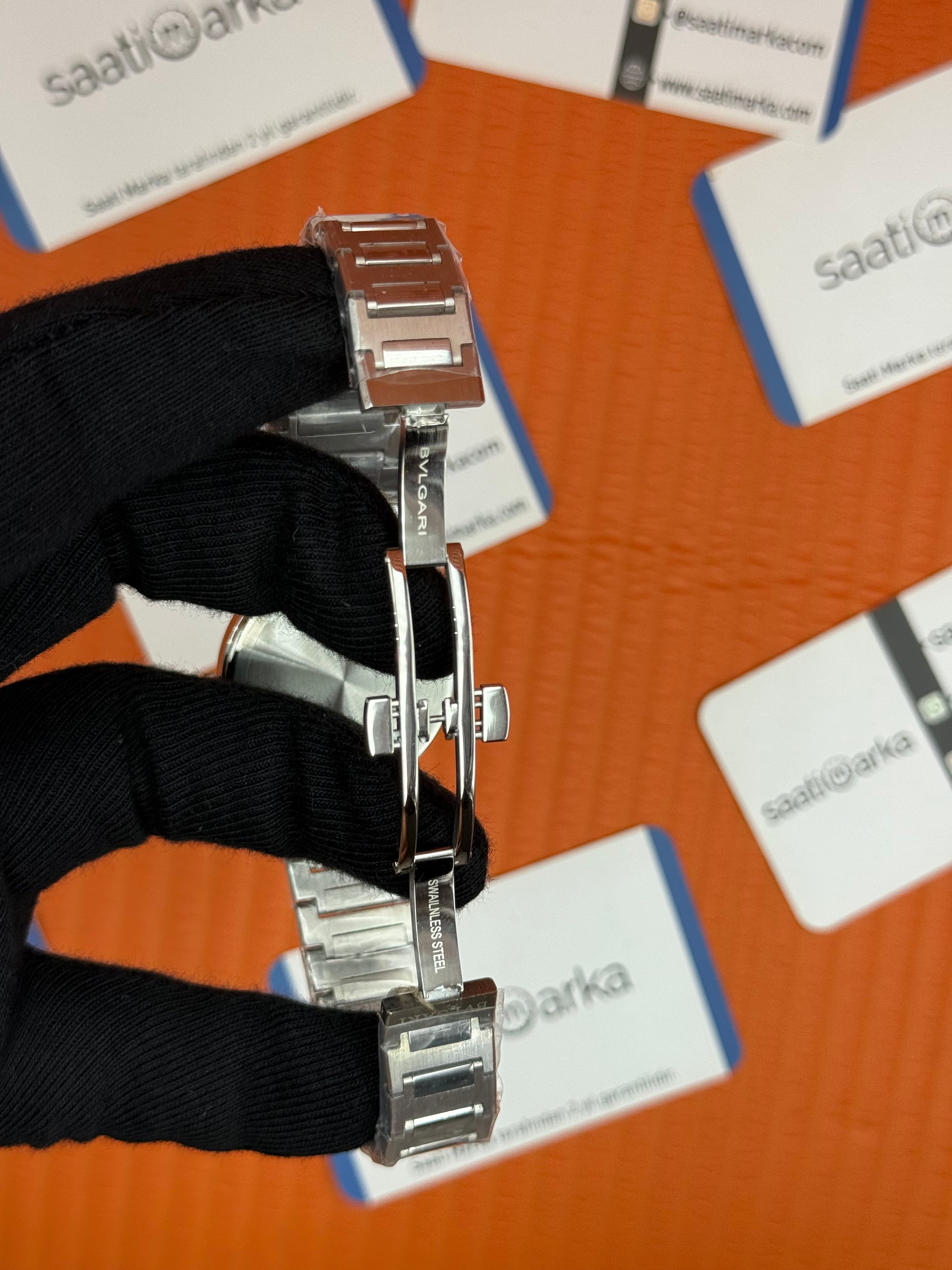 BVLGARI yeşil kadran silver kasa kordon kadın kol saati
