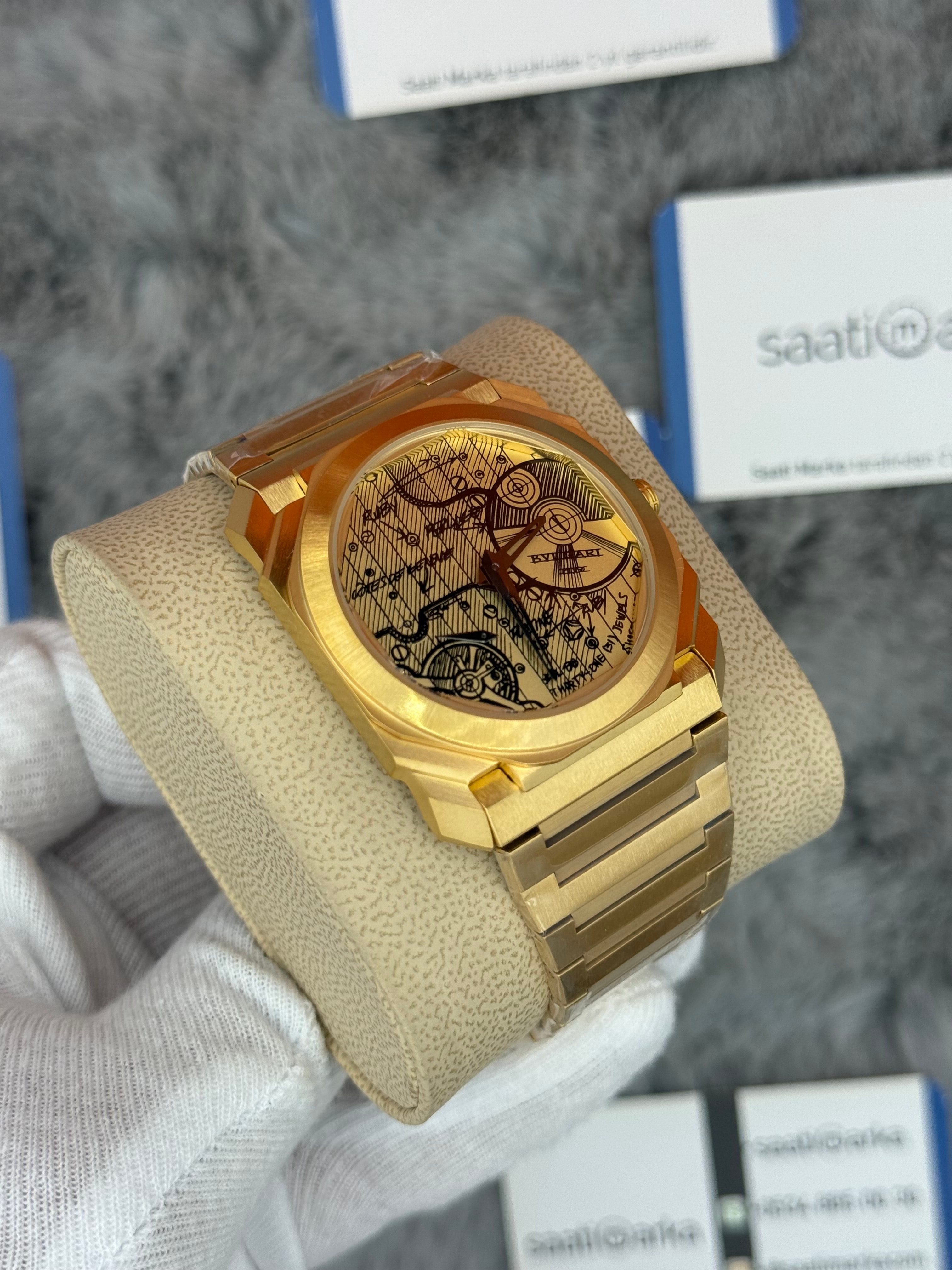 BVLGARİ octo 40mm pusula kadran gold kasa kordon erkek kol saati