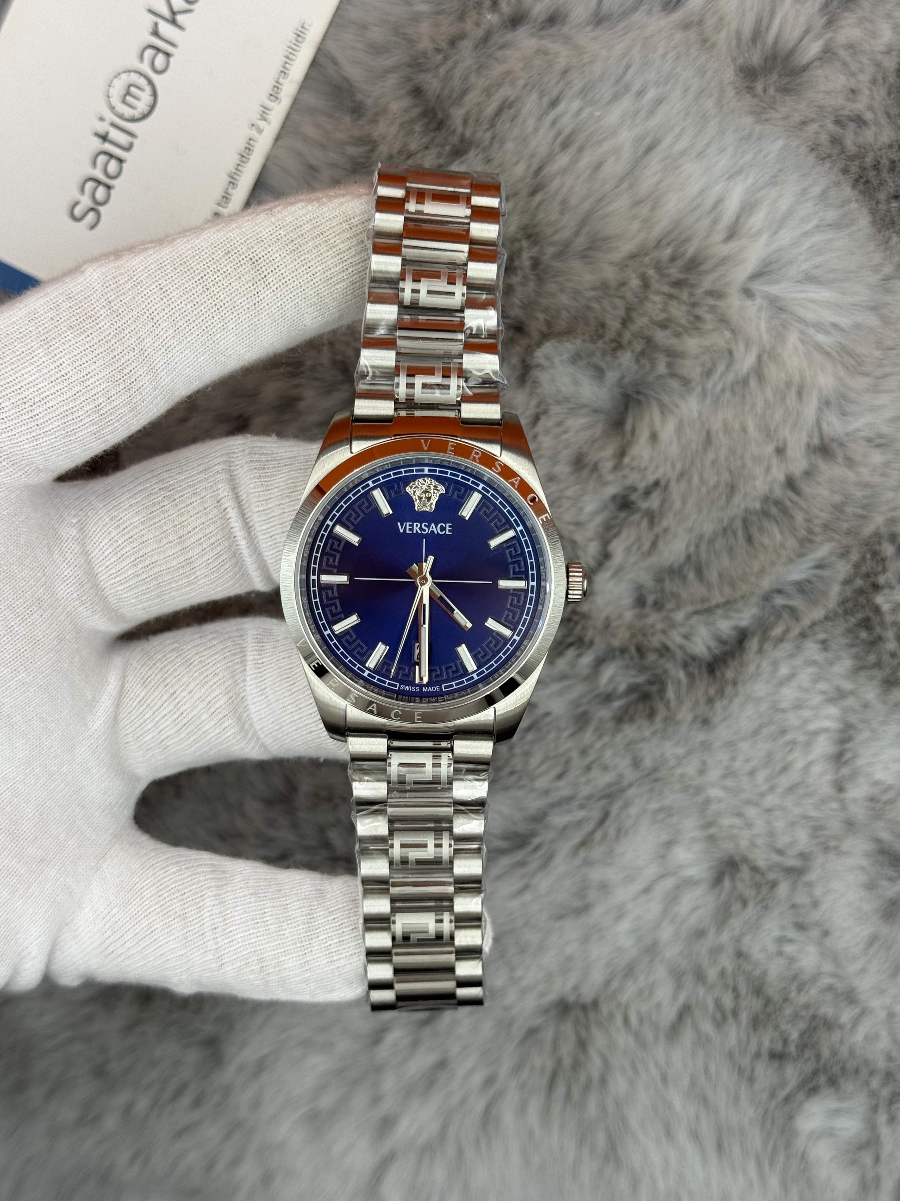 VERSACE 40MM MAVİ KADRAN SİLVER KASA KORDON ERKEK KOL SAATİ