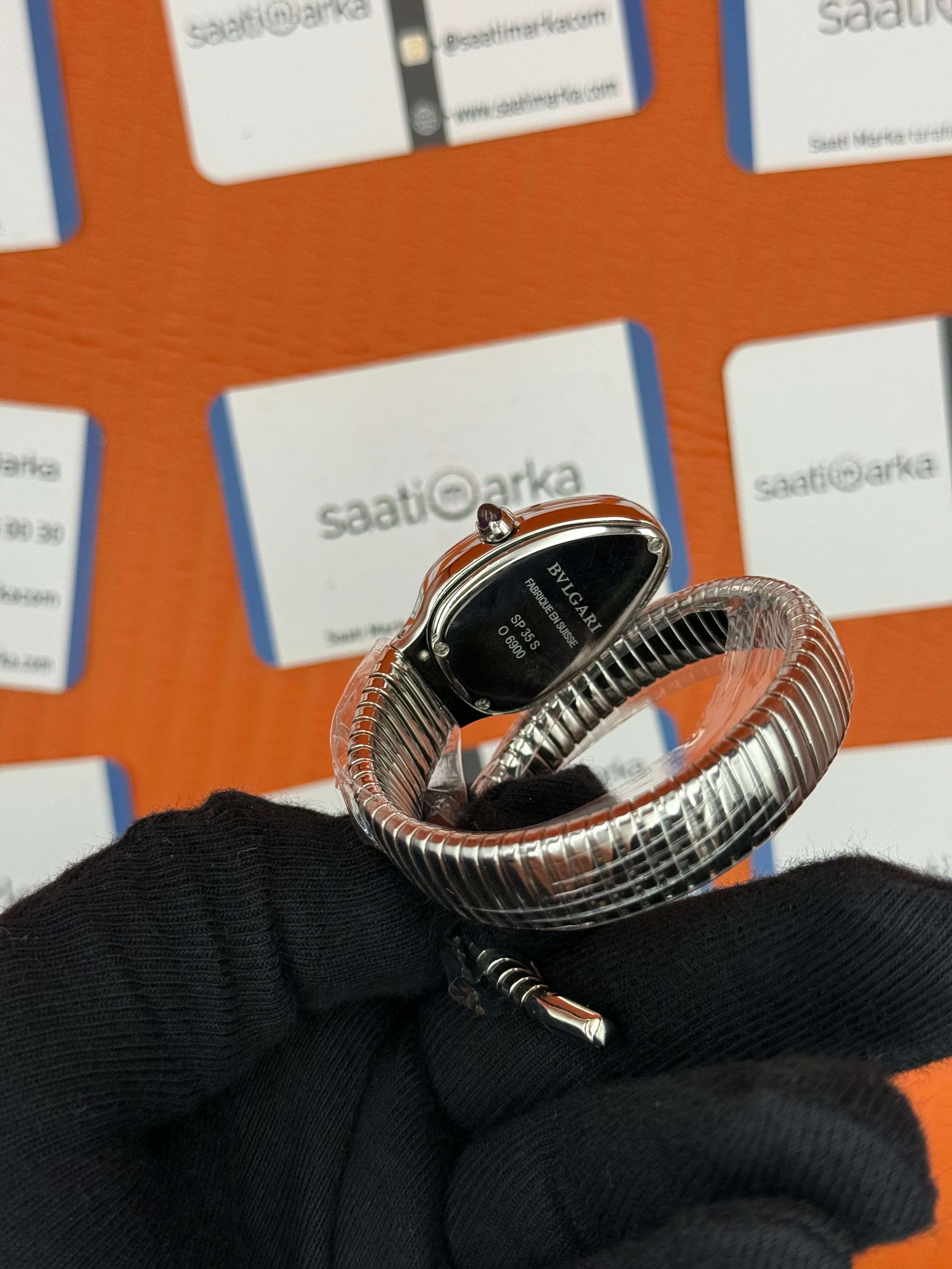 BVLGARİ serpenti tek sarma silver kordon taşlı bezel beyaz kadran kadın kol saati