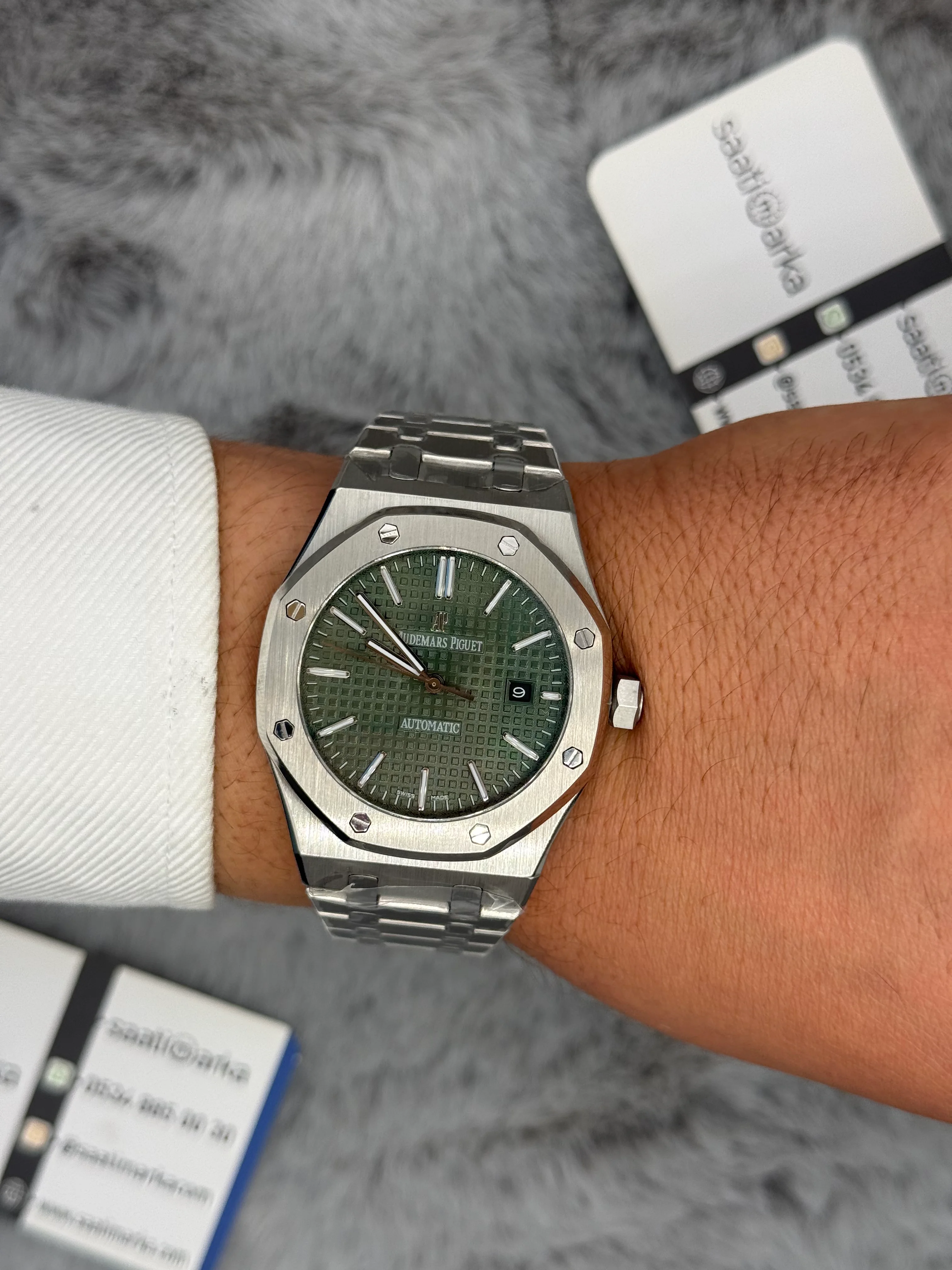 AUDEMARS PİGUET ROYAL OAK YEŞİL KADRAN SİLVER KASA VE KORDON
