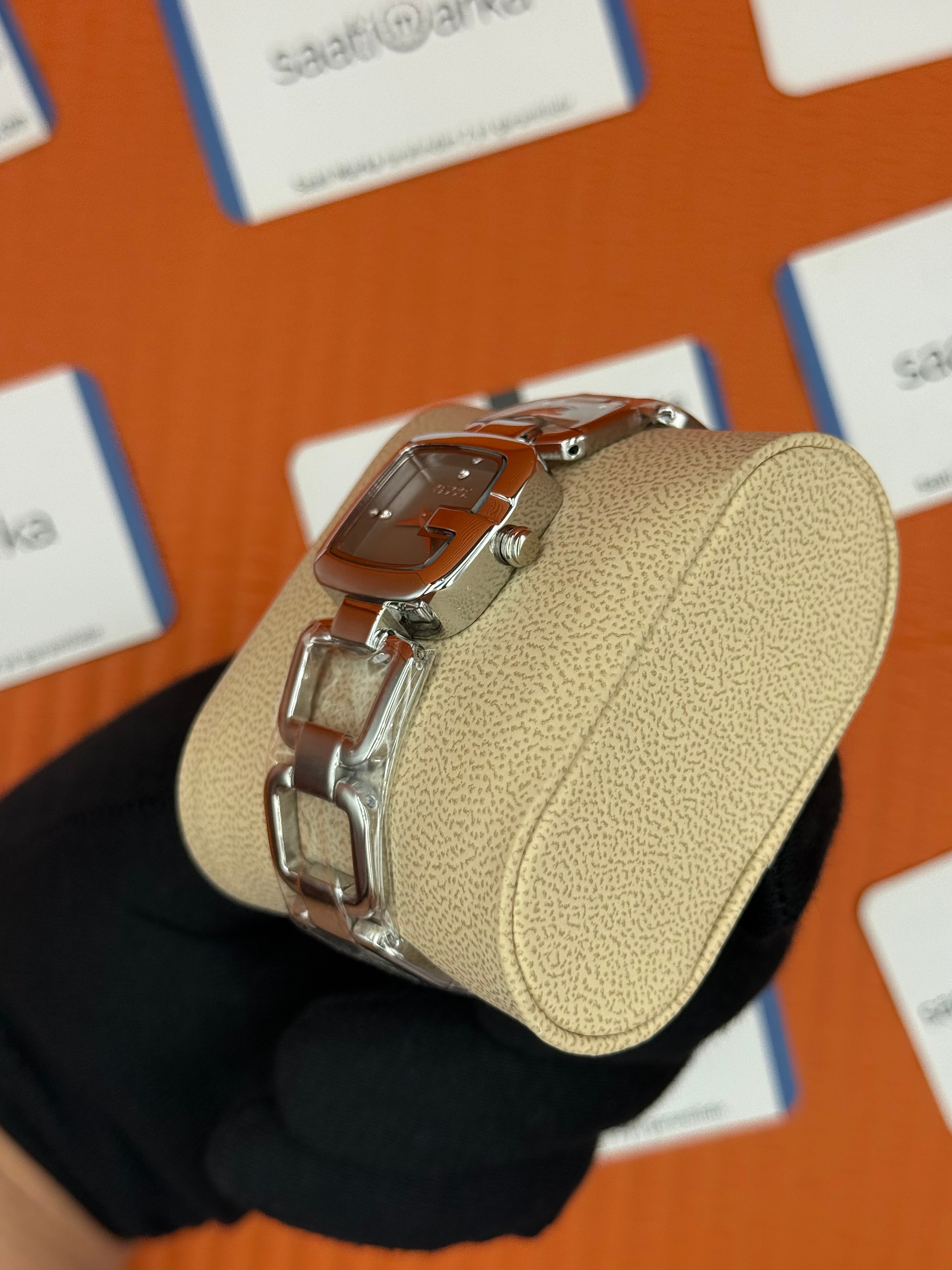 GUCCI YA125406 antrasit kadran silver kasa kordon kadın kol saati