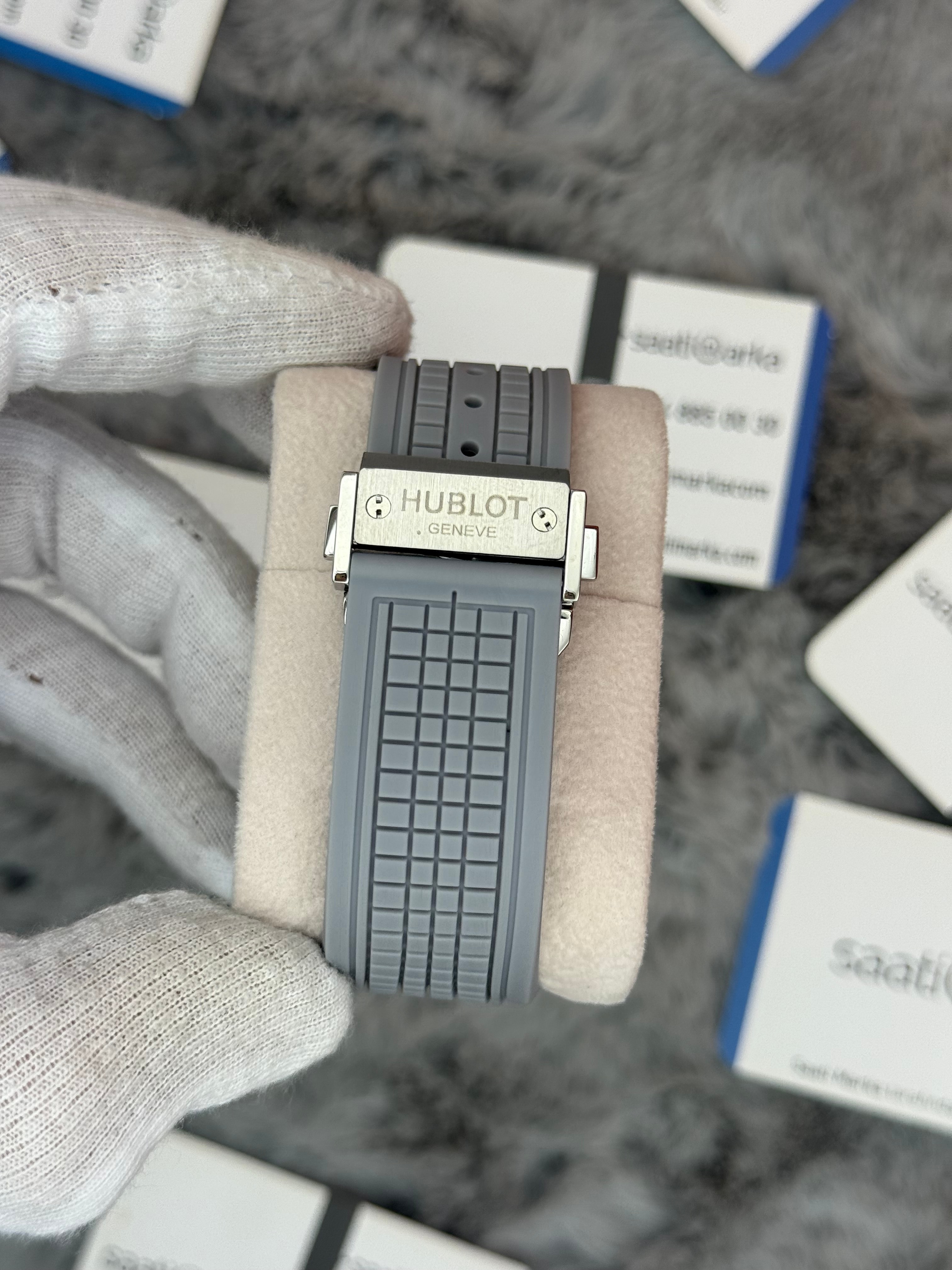 HUBLOT square bang tourbillon 42mm silver kasa gri kauçuk kordon erkek kol saati