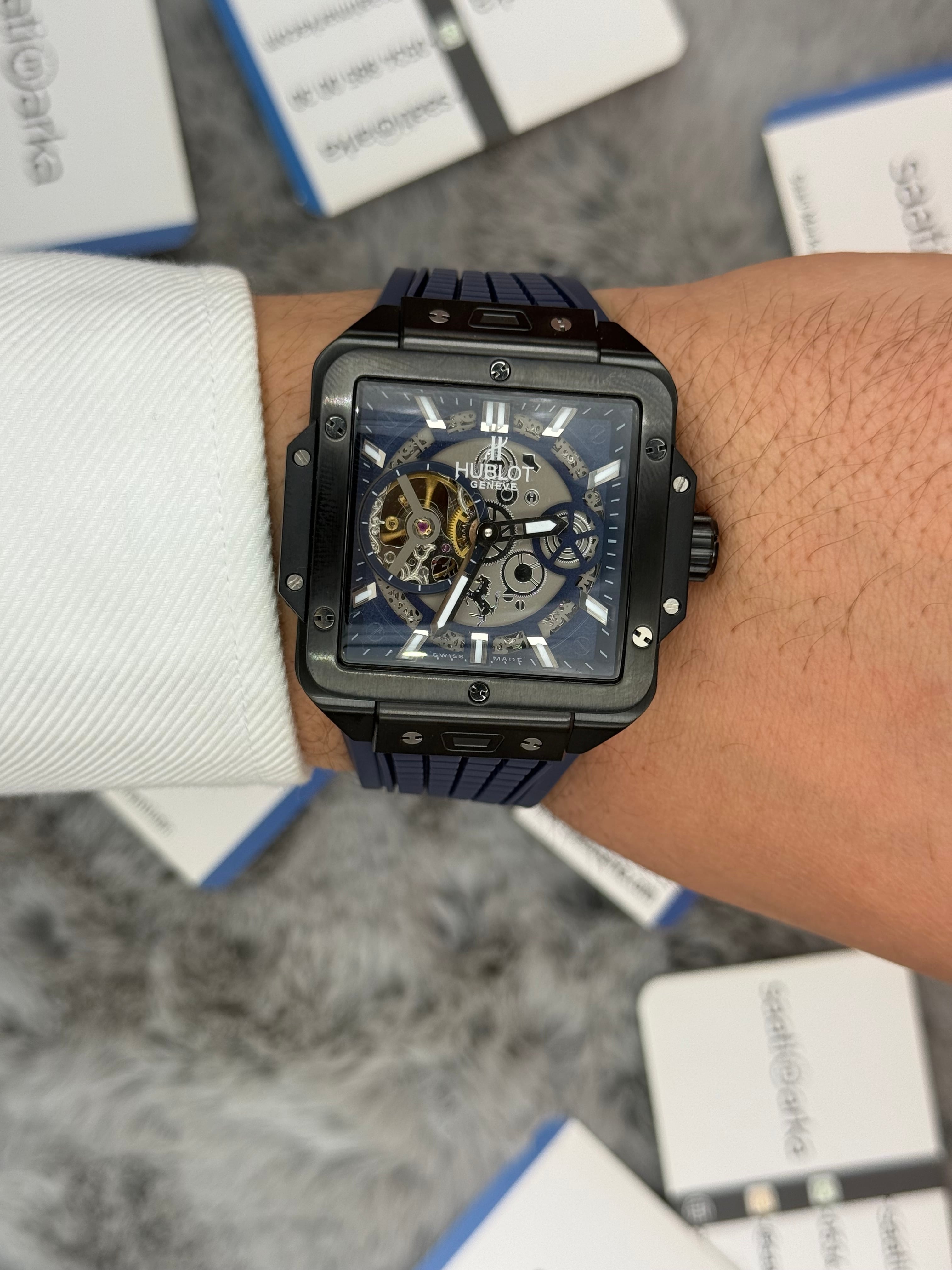 HUBLOT square bang tourbillon 42mm siyah kasa lacivert kasa erkek kol saati