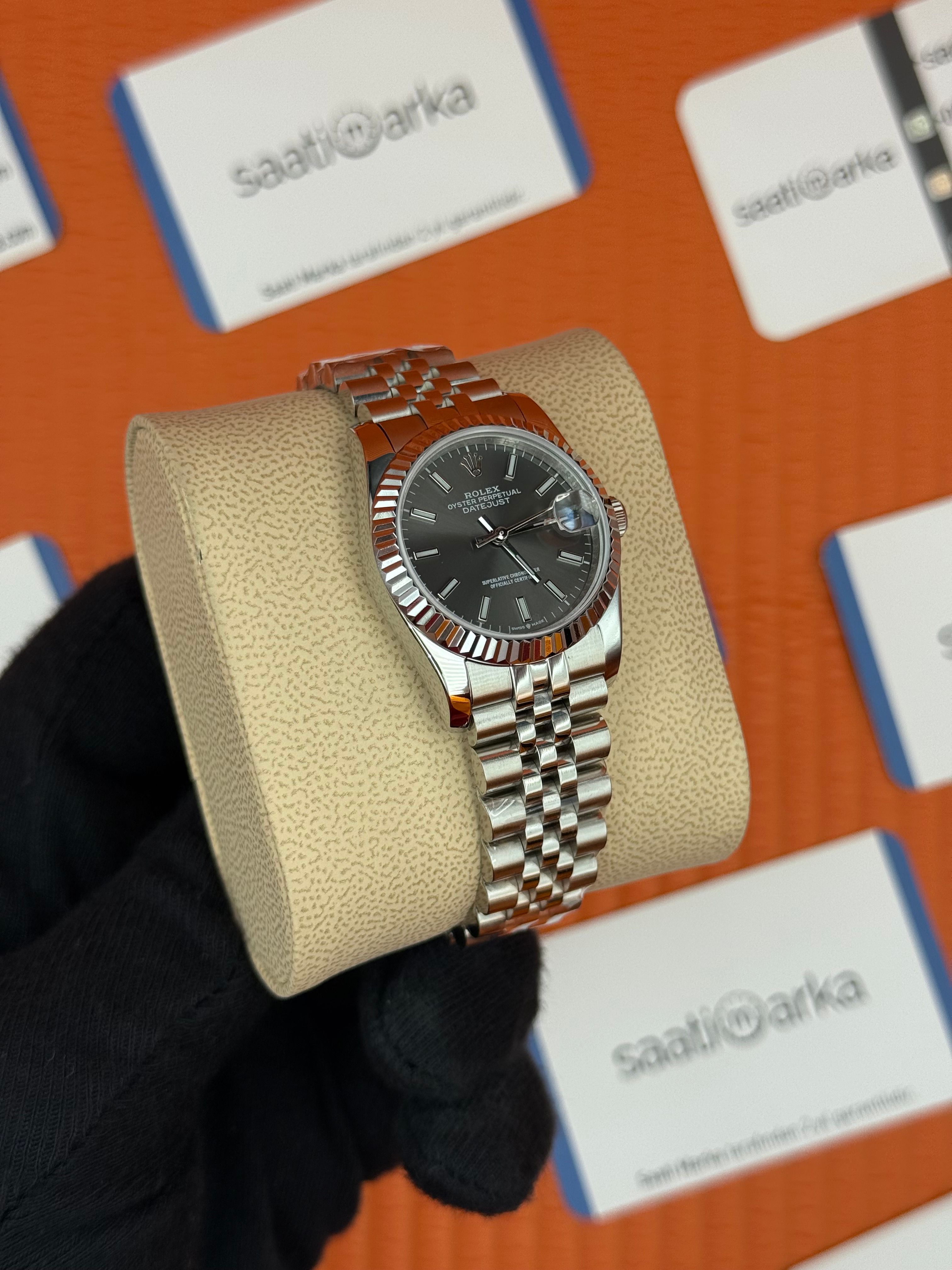 ROLEX datejust 31mm gri kadran silver jubilee kordon