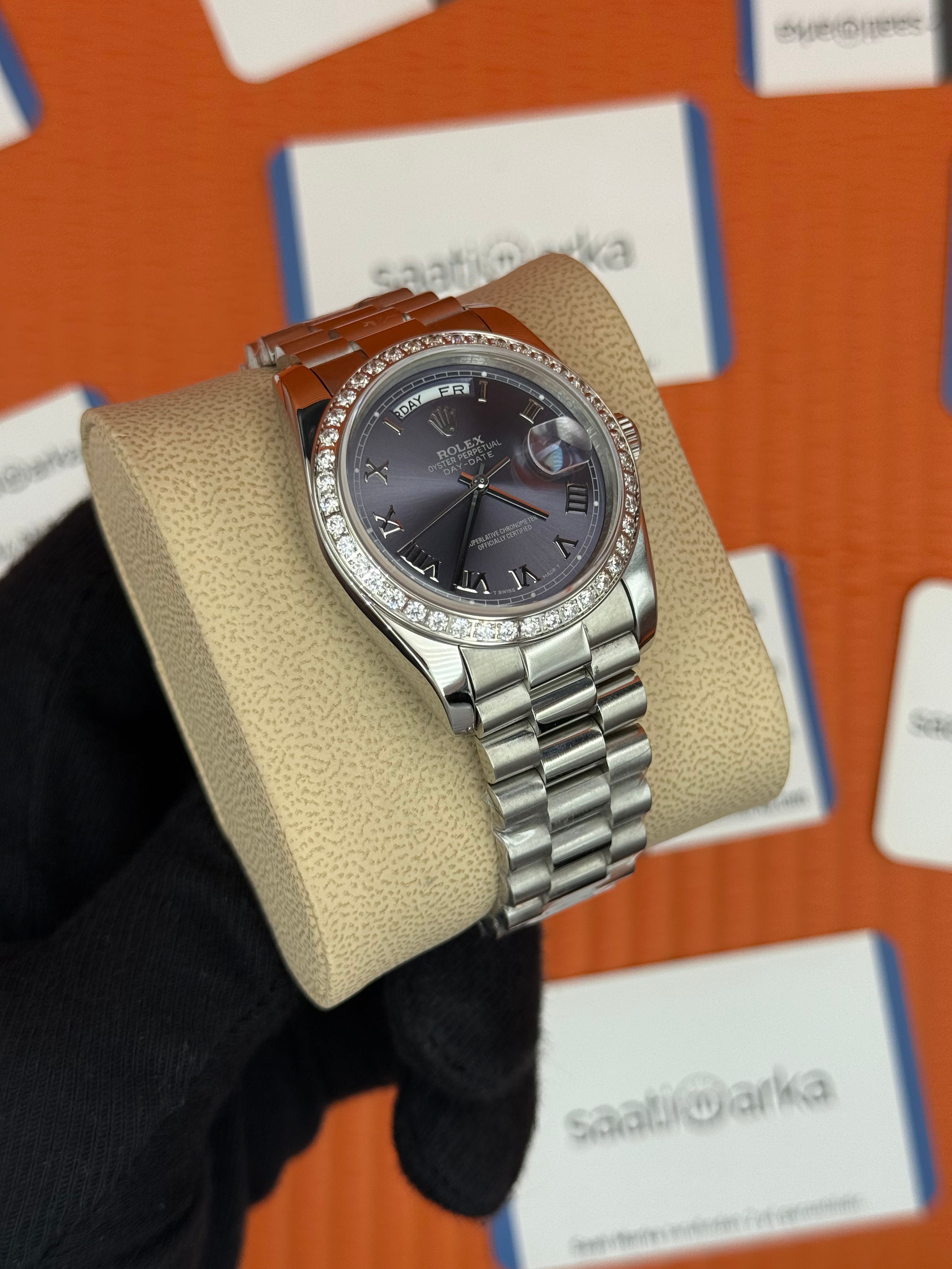 ROLEX day date 36mm president silver kordon mor kadran taşlı bezel 