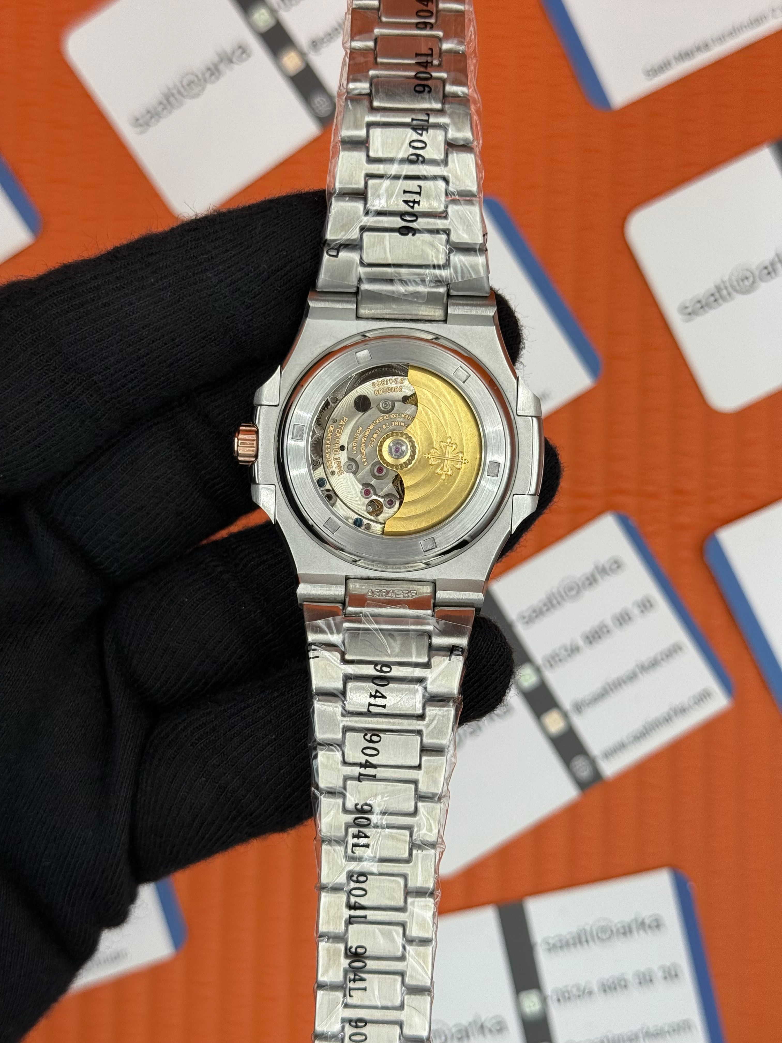 PATEK PHILIPPE NAUTİLUS GRİ KADRAN ARAPÇA İNDEXLİ SİLVER KASA-KORDON 