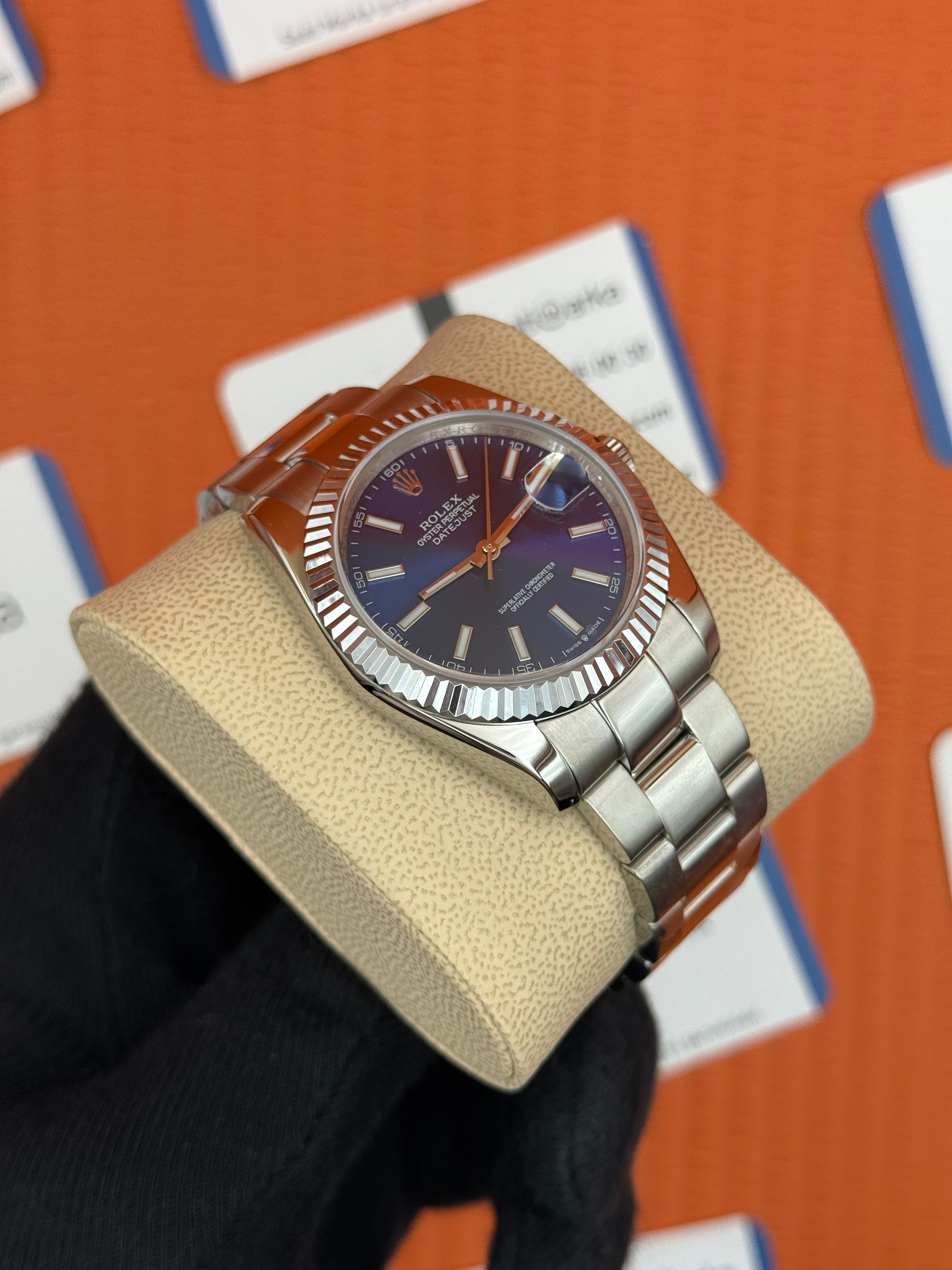 ROLEX Datejust blue dial silver oyster kordon