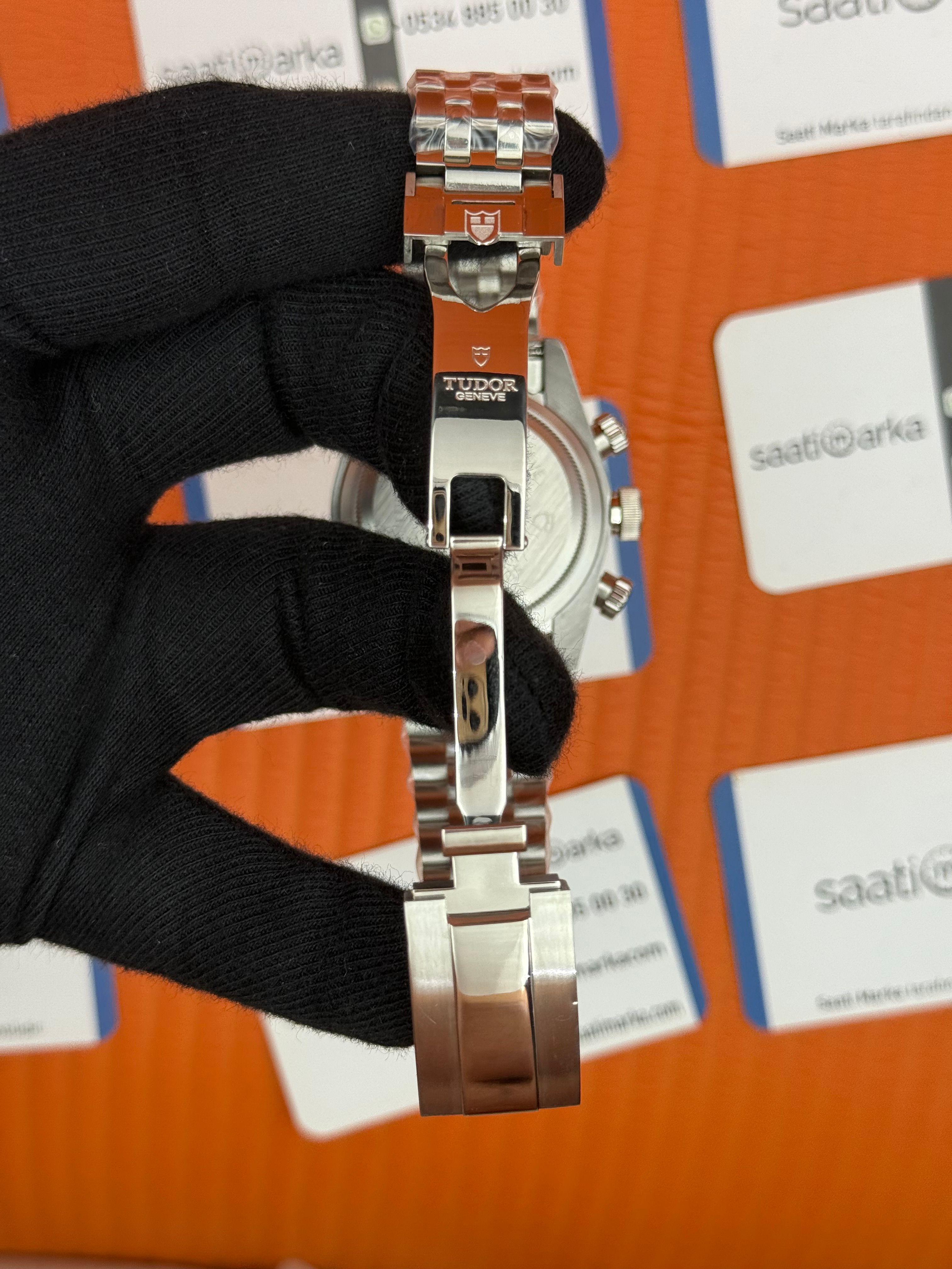 TUDOR black bay beyaz kadran silver jubilee kordon 41mm erkek kol saati