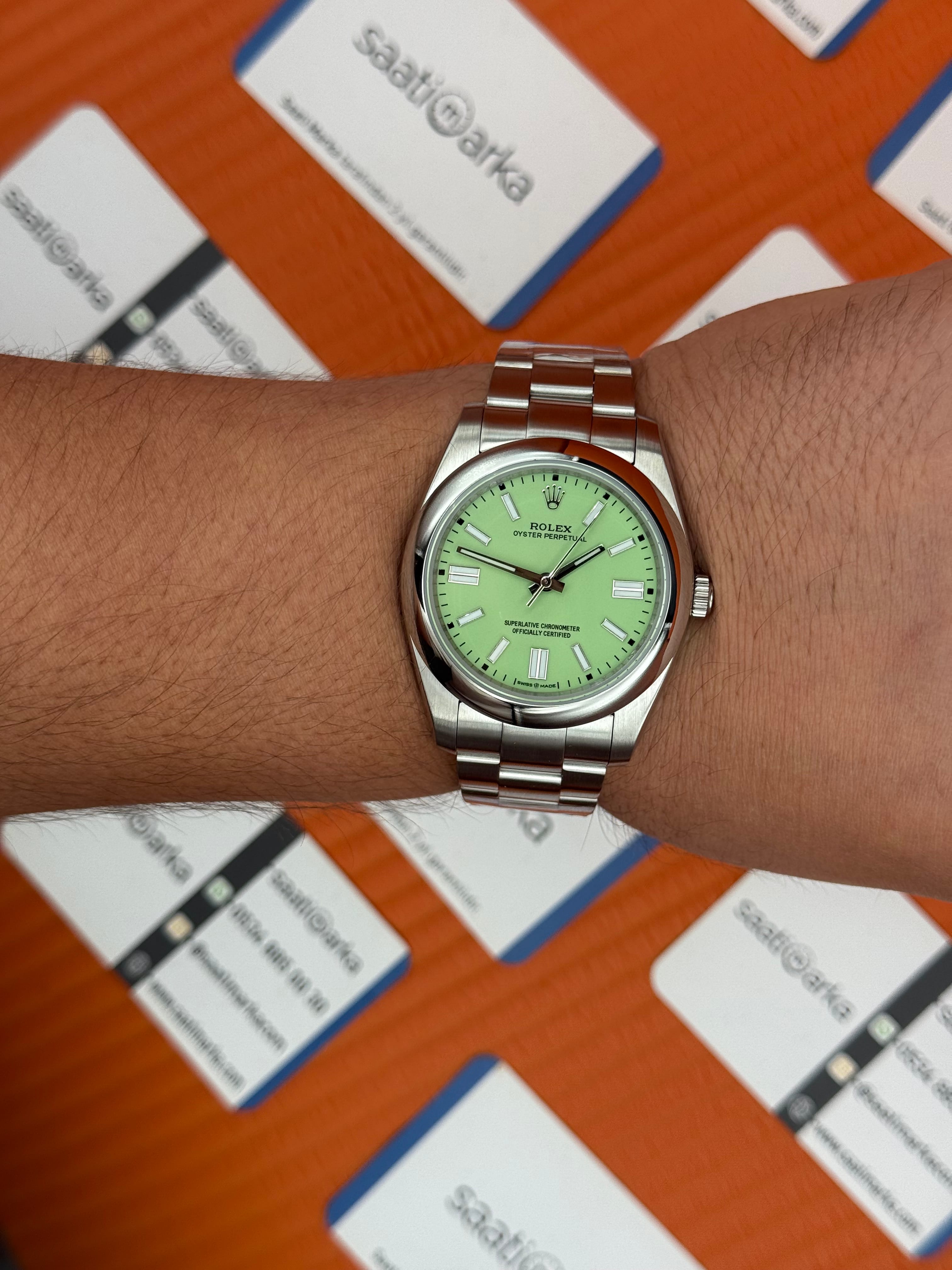 ROLEX oyster perpetual fıstık yeşili kadran silver kasa kordon erkek kol saati