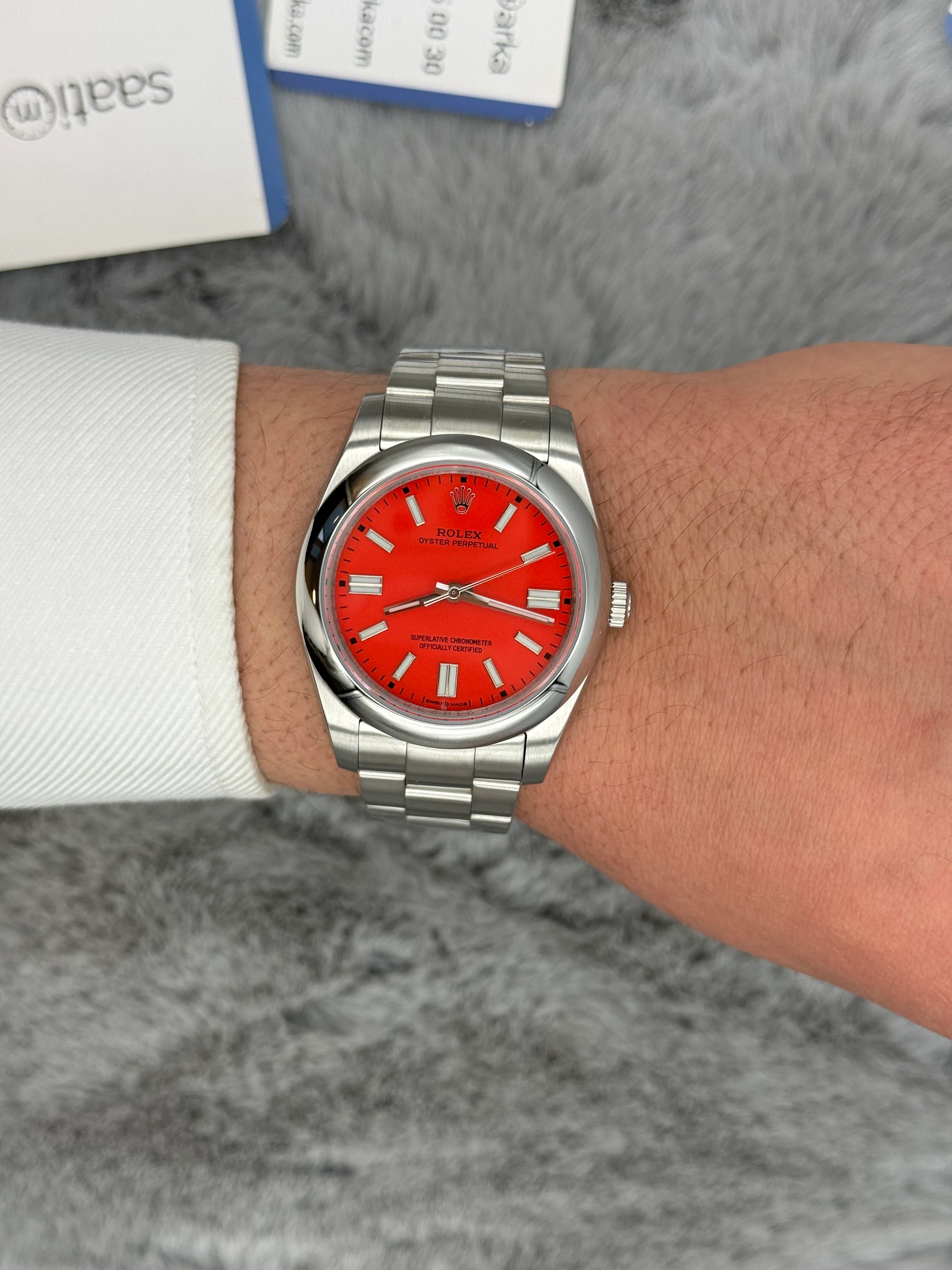 ROLEX oyster perpetual kırmızı kadran silver kasa kordon erkek kol