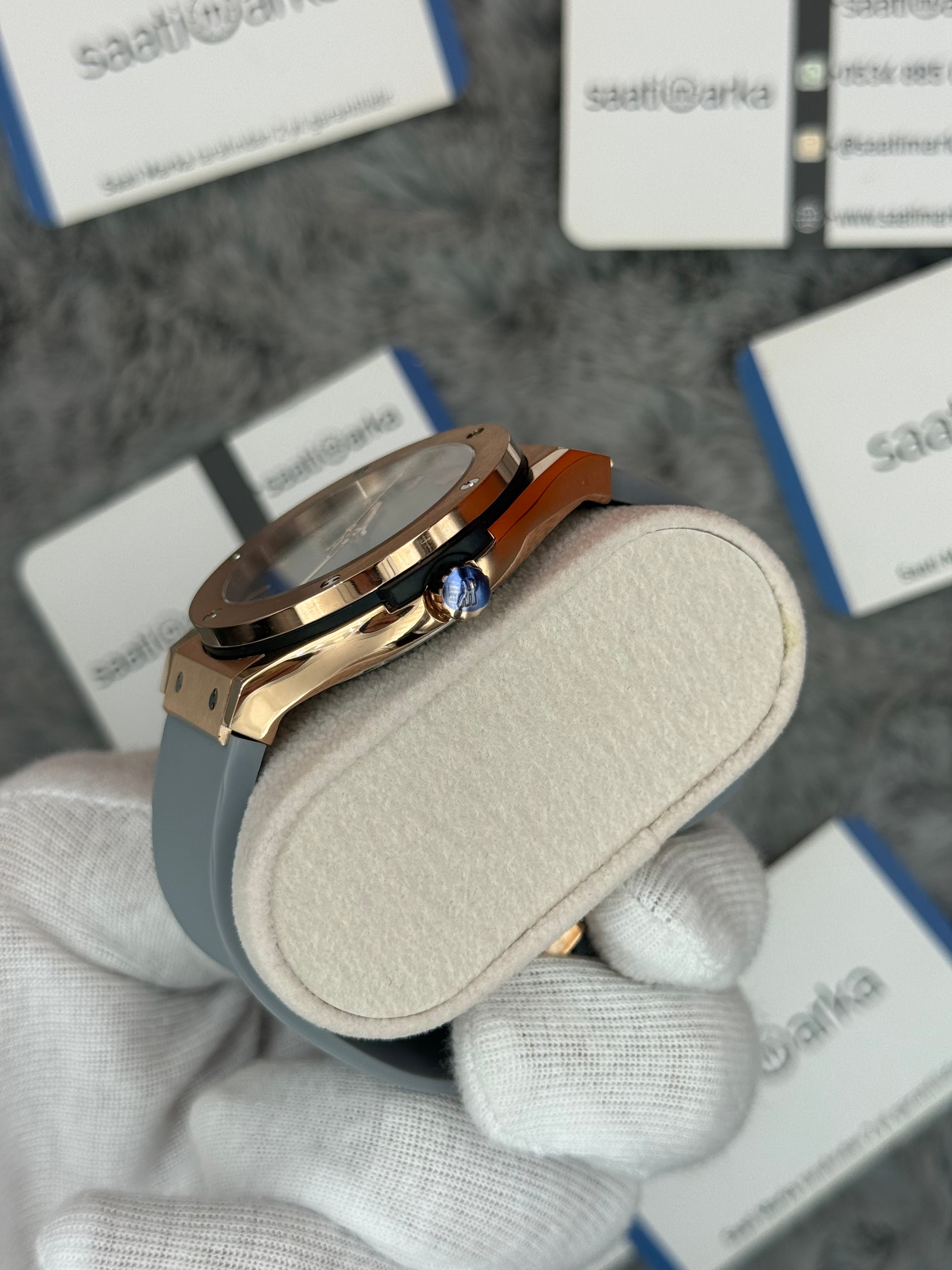 HUBLOT vendome 41mm rose kasa gri kadran gri kauçuk kordon erkek kol saati