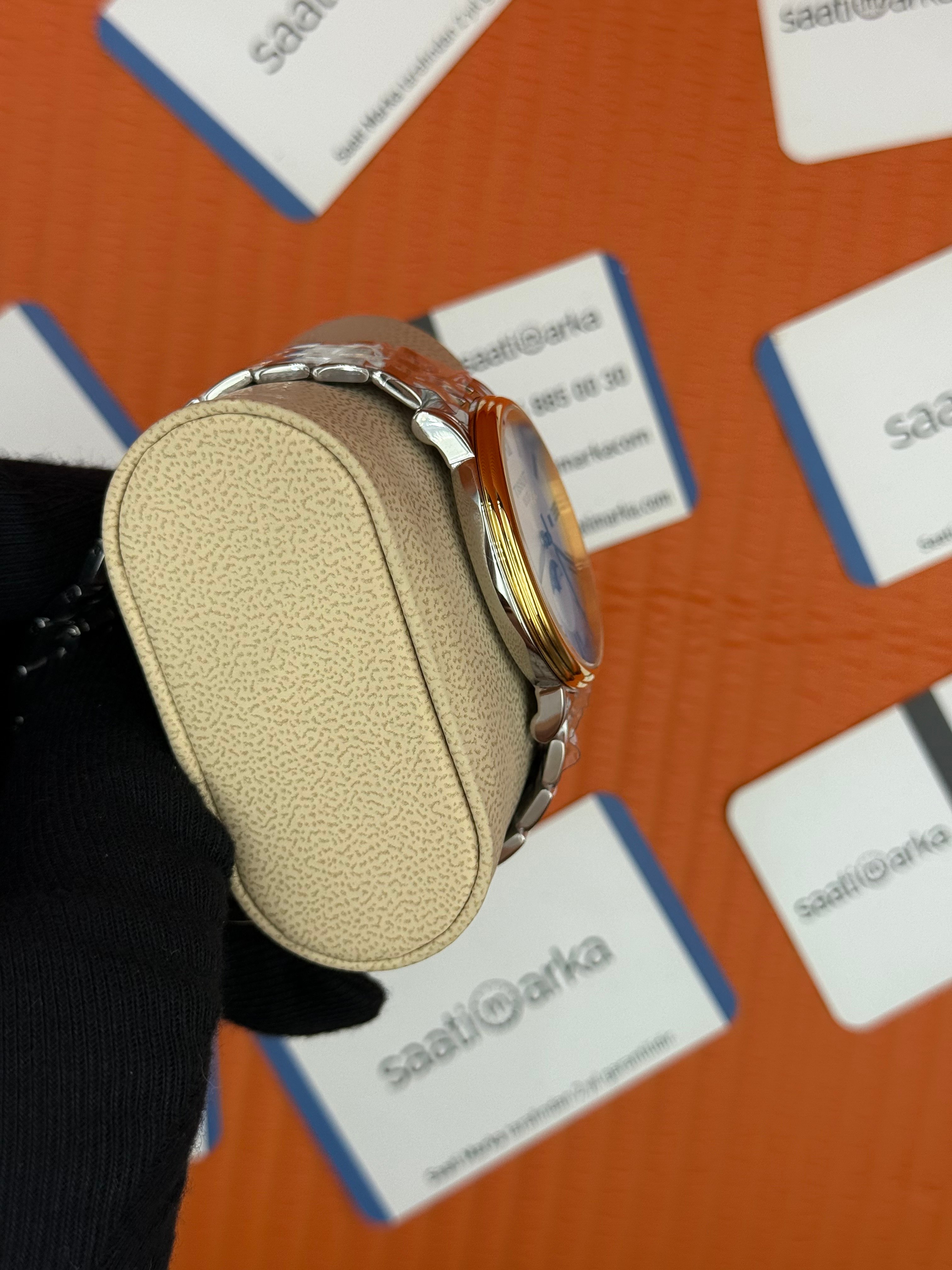 TISSOT carson premium gent moonphase beyaz kadran gold silver jubilee kordon erkek kol saati