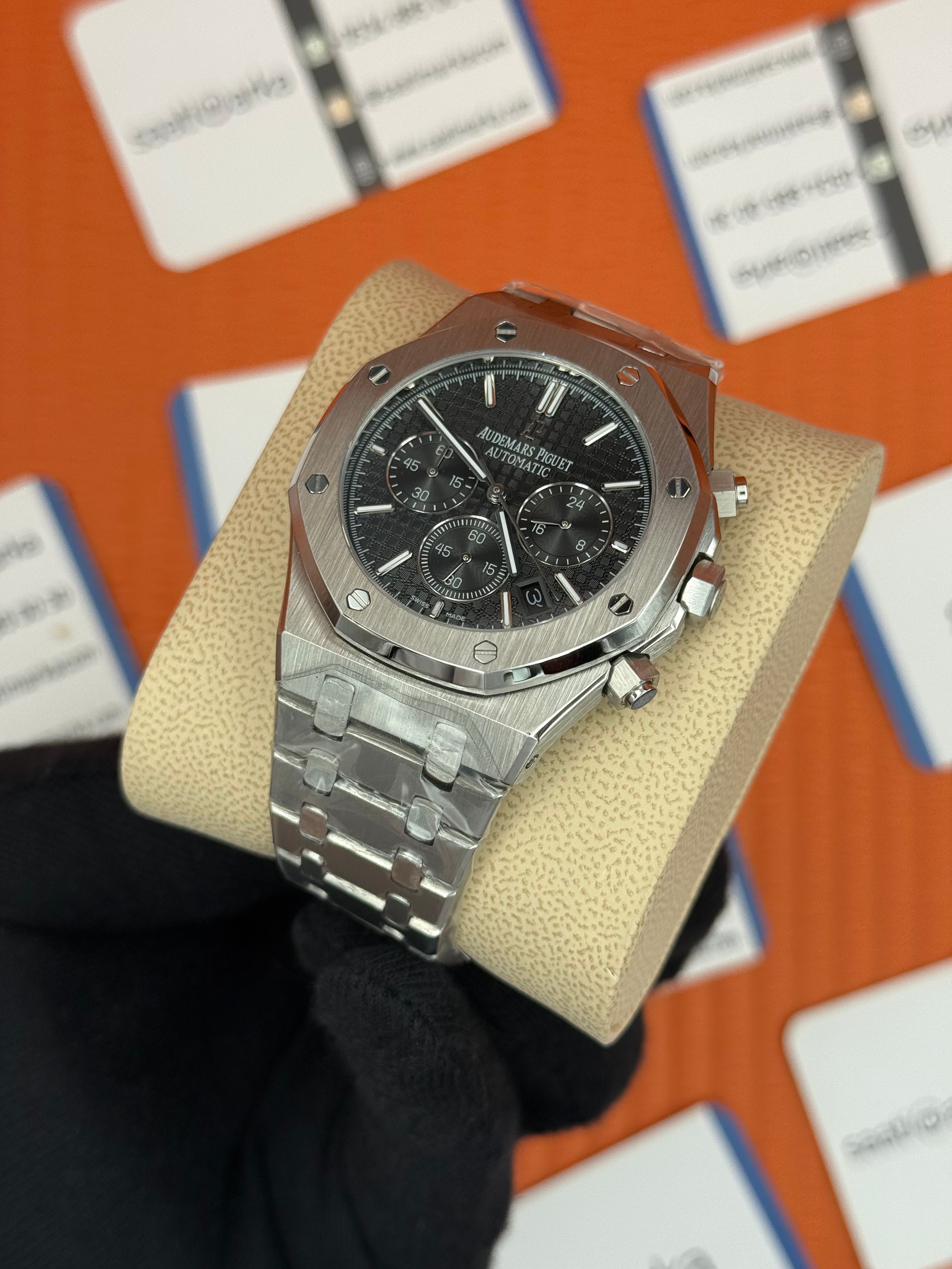AUDEMARS PİGUET ROYAL OAK CHRONOGRAPH SİYAH KADRAN SİLVER KASA-KORDON