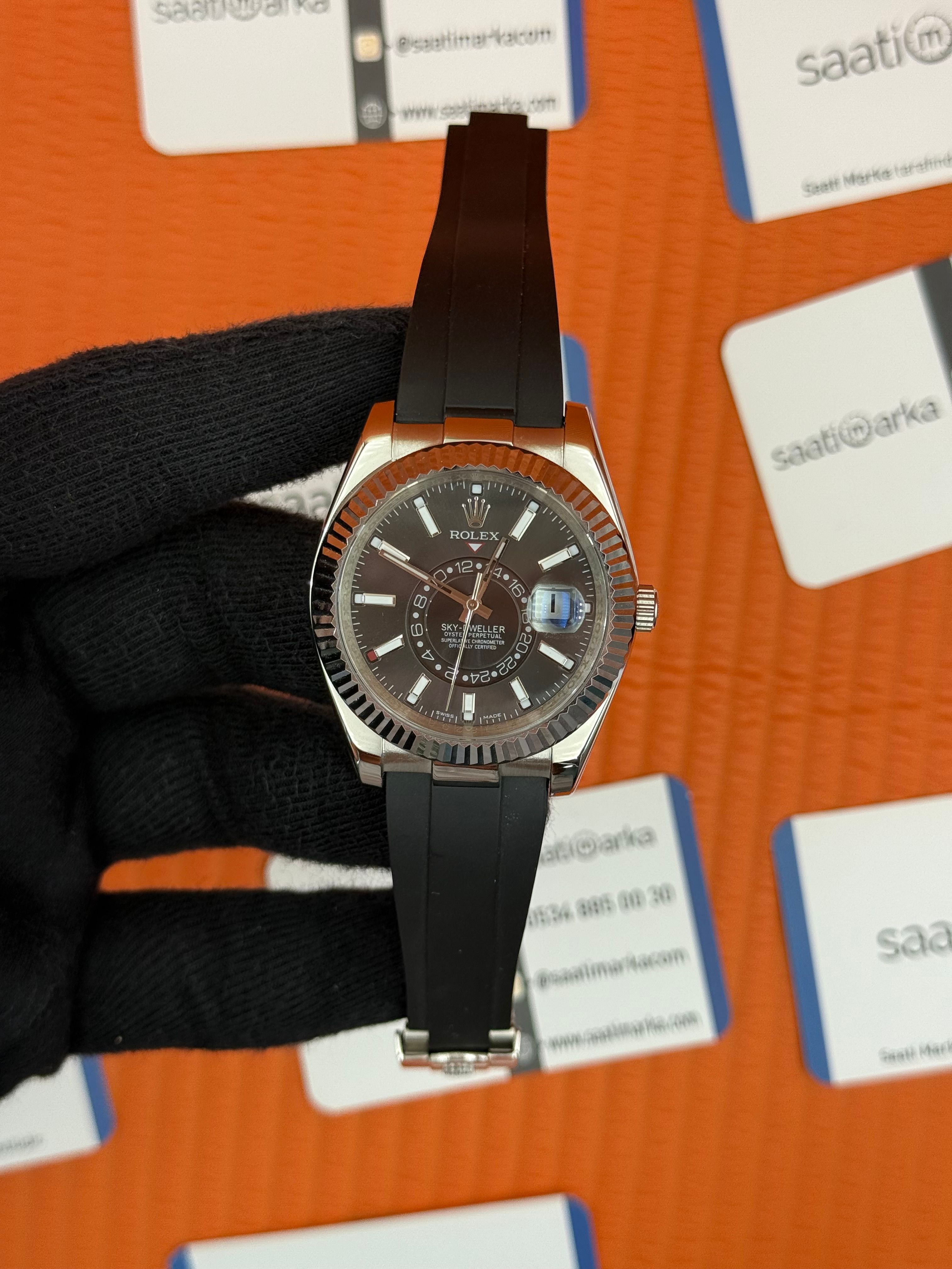 ROLEX Sky Dweller black dial silver kasa siyah kauçuk kordon