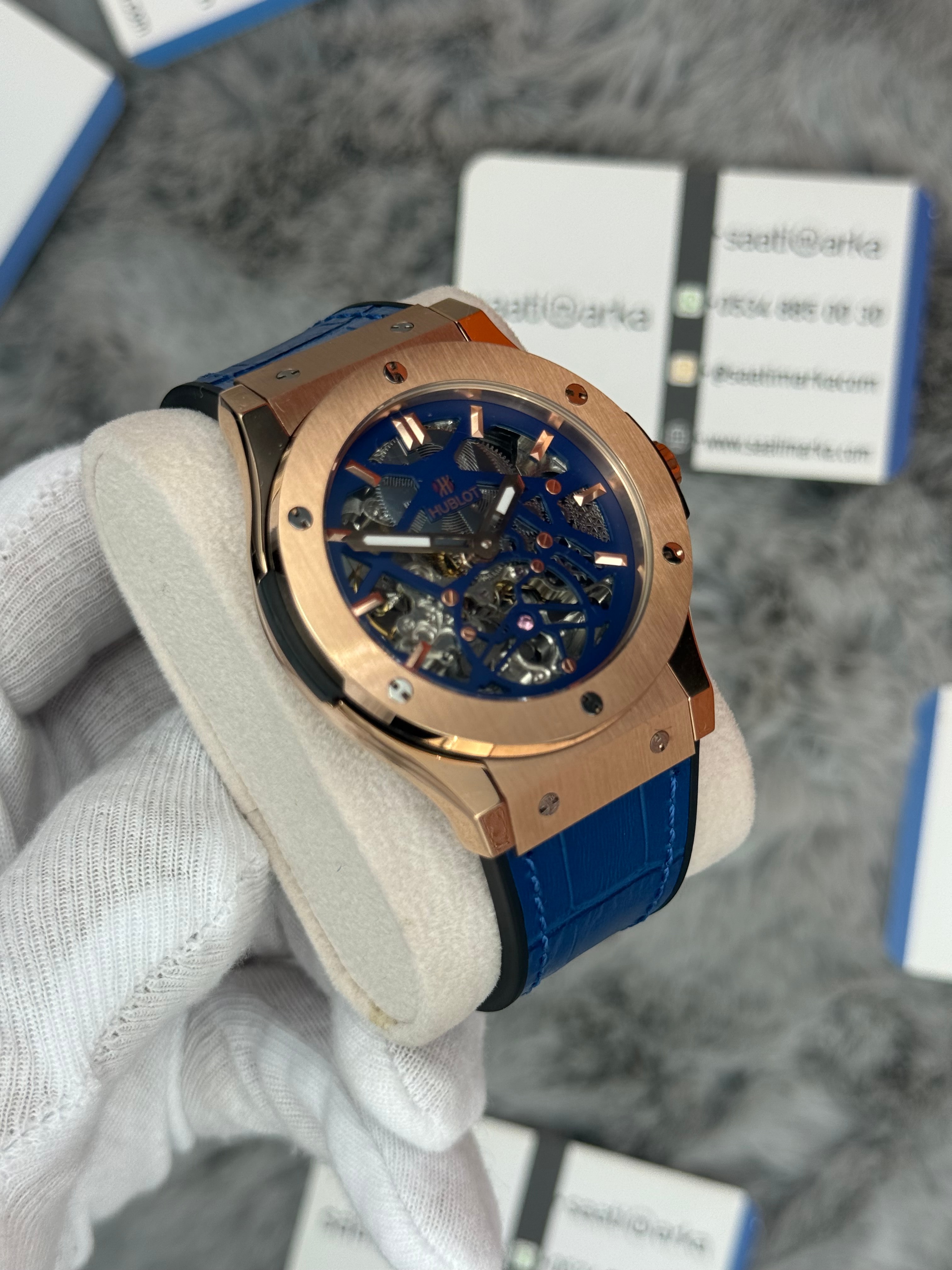 HUBLOT big bang tourbillon 41mm rose kasa mavi deri kordon erkek kol saati